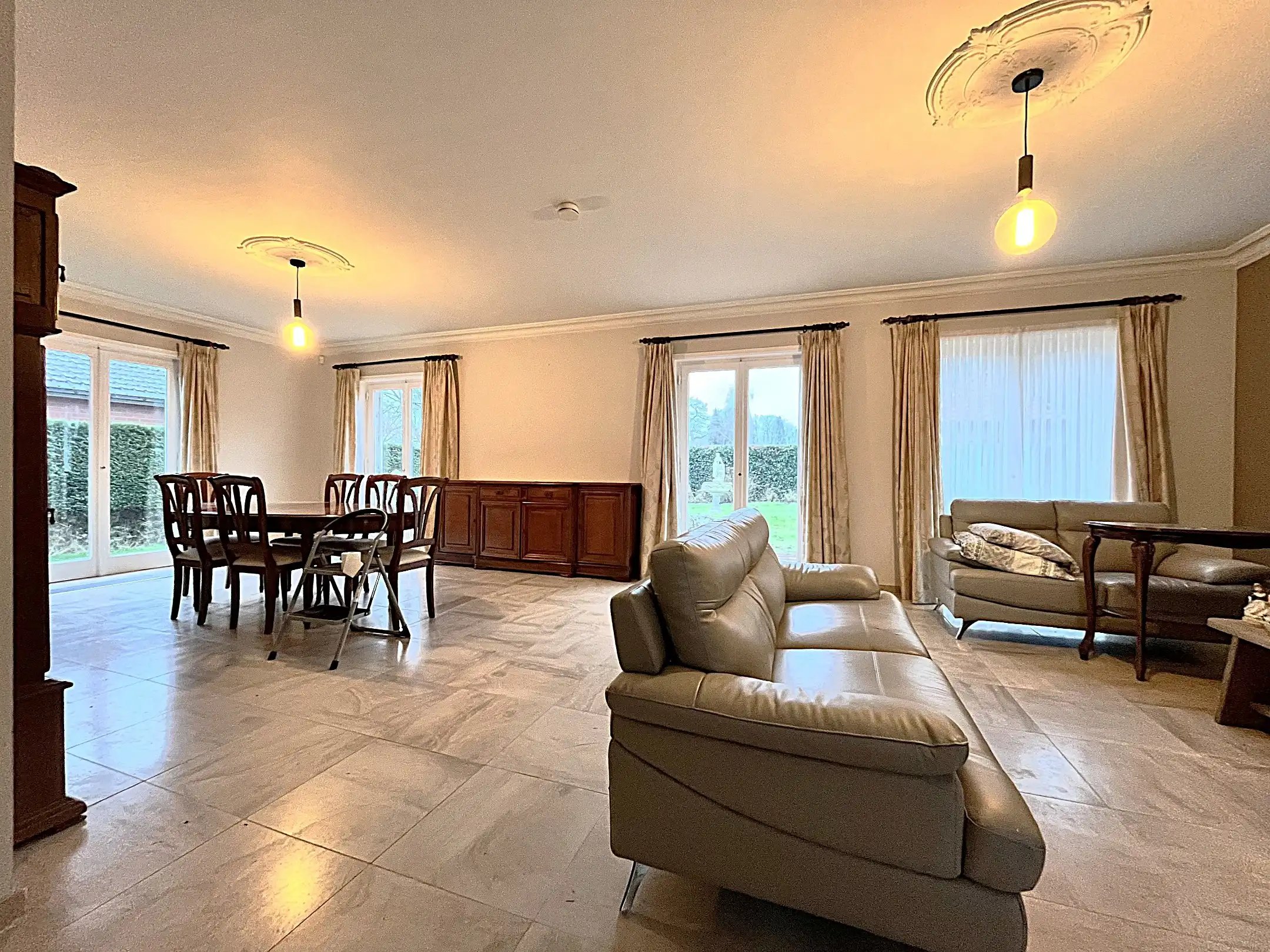 Vrijstaande woning met grote tuin in Assebroek foto 3