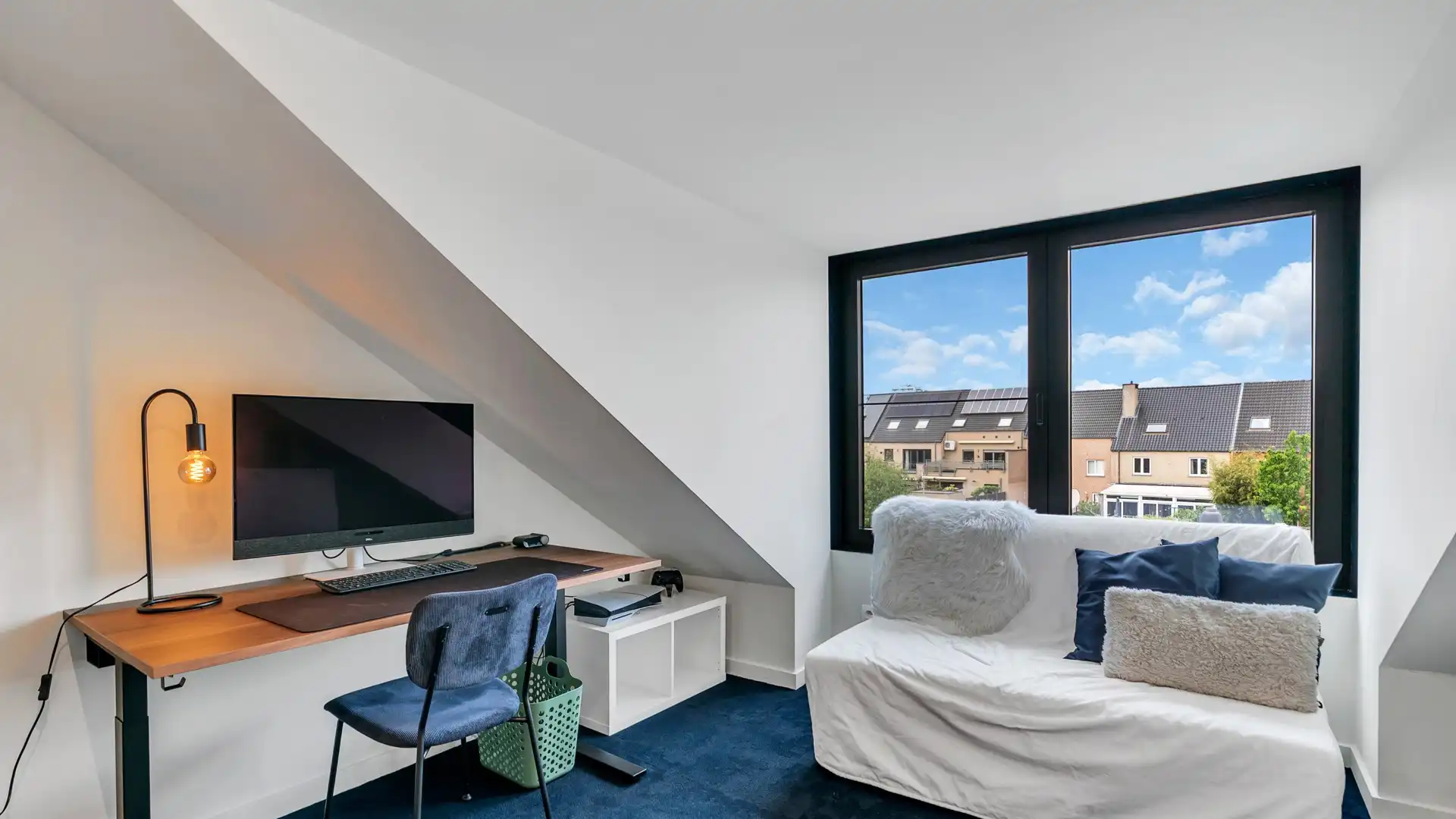Prachtig herenhuis binnen de grote ring van Hasselt foto 25
