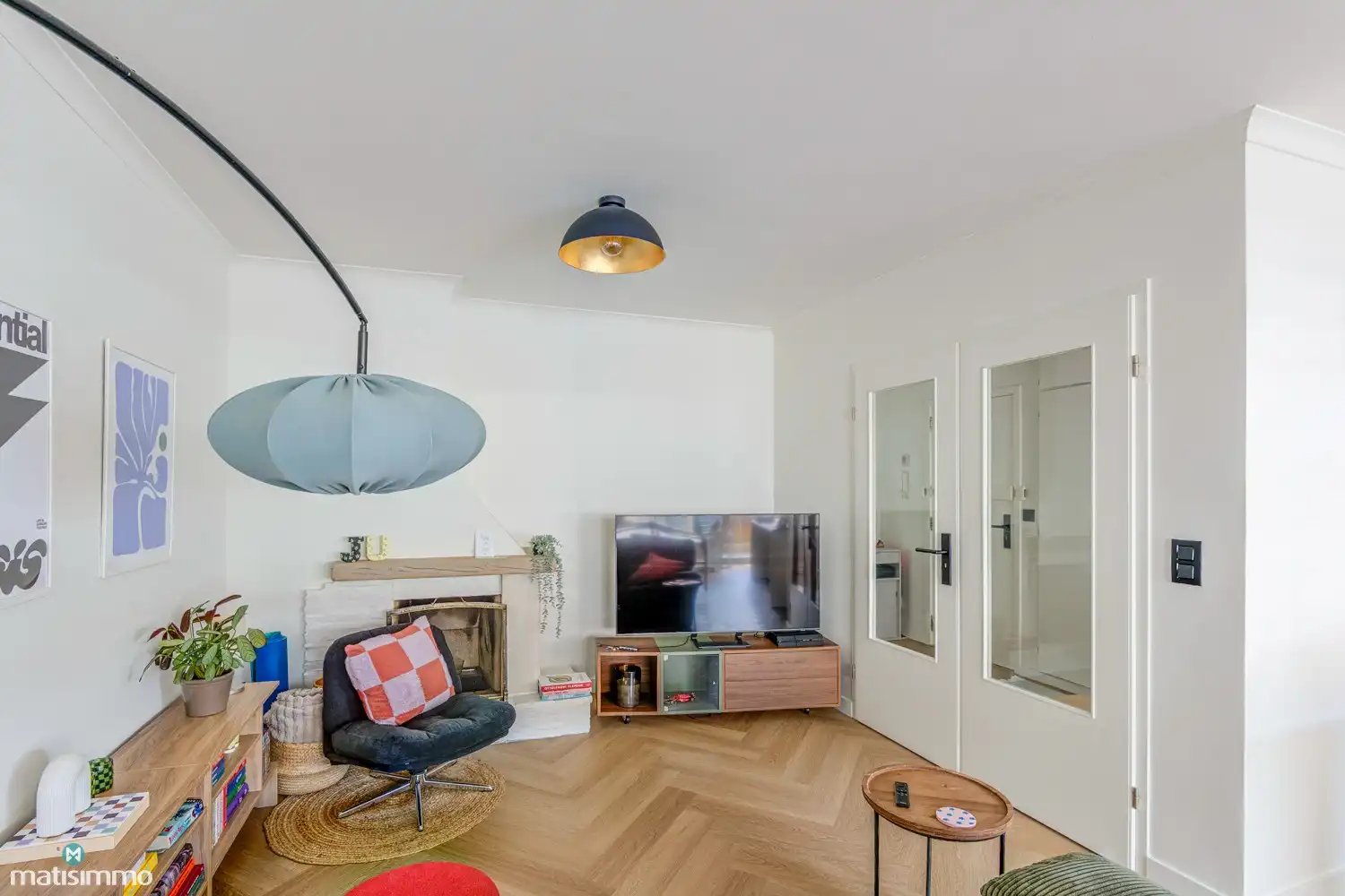 RECENT GERENOVEERD APPARTEMENT MET 2 SLAAPKAMERS, 2 TERRASSEN EN ZICHT OP HET GROEN IN DE KATARINAWIJK (OPTIONEEL: RUIME GARAGEBOX IN DE KELDERVERDIEPING) foto 7