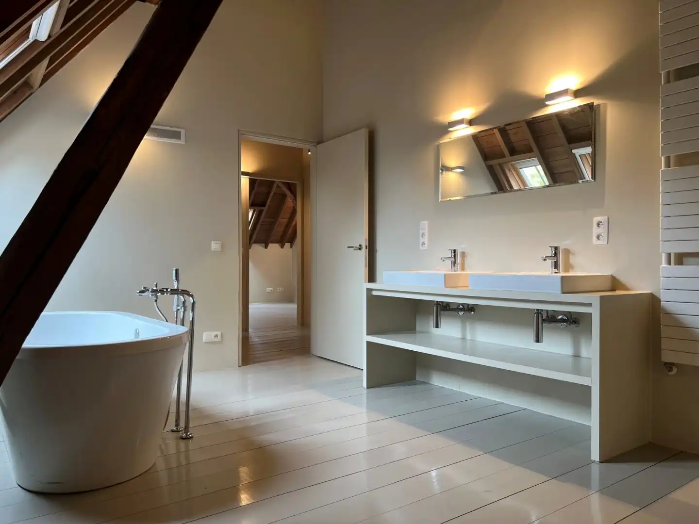  ABDISWONING te koop in het centrum van Diest foto 13