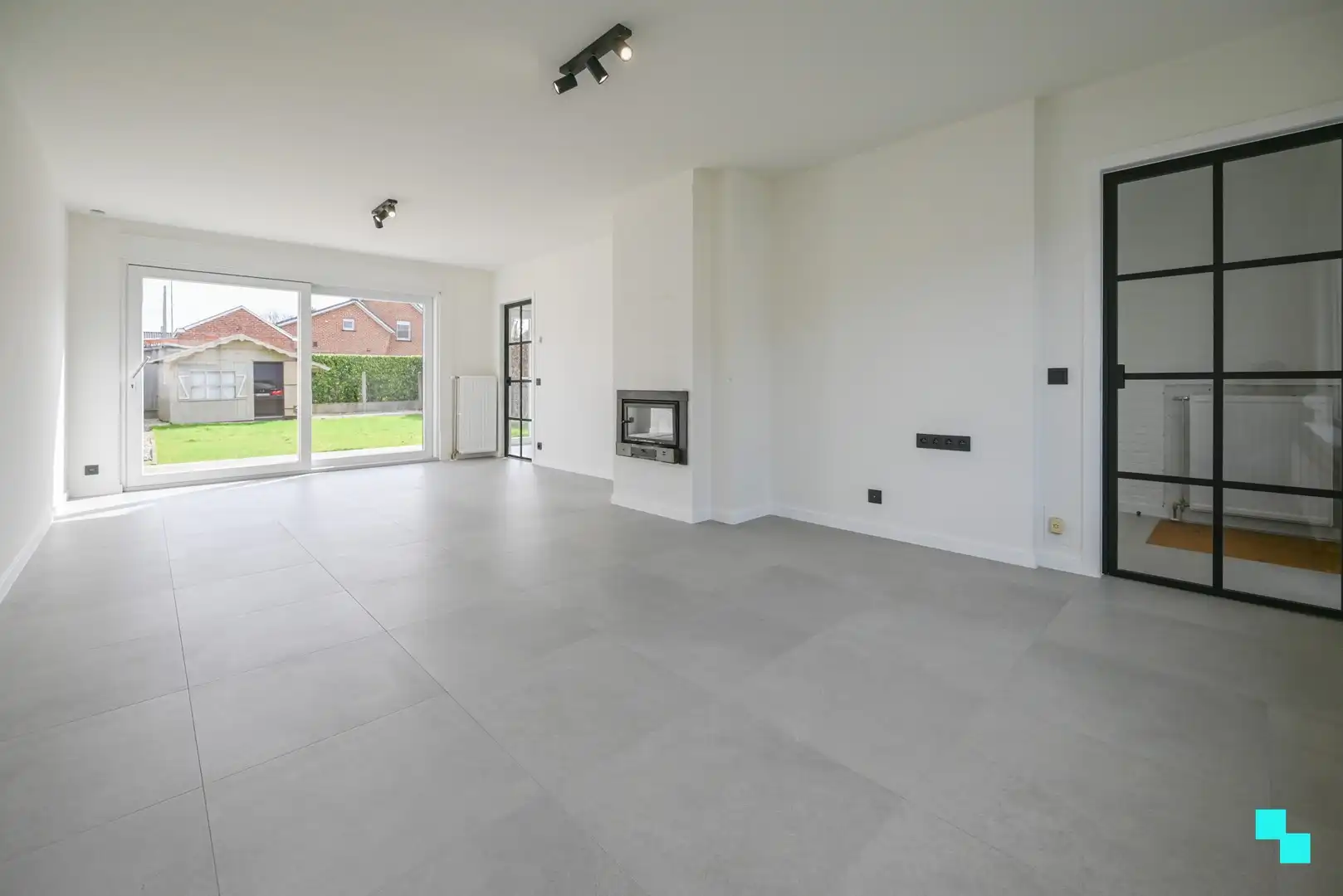 Zeer rustig gelegen, recent gerenoveerde woning op de Bosmolens foto 3