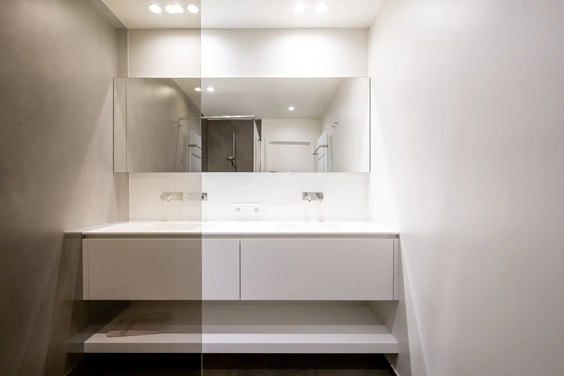 Instapklaar 1 slaapkamer appartement op toplocatie foto 13