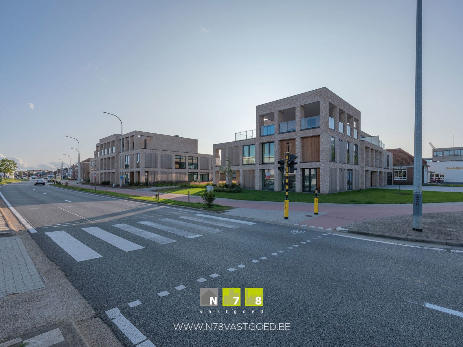Commercieel te koop foto {{pictureIndex}}