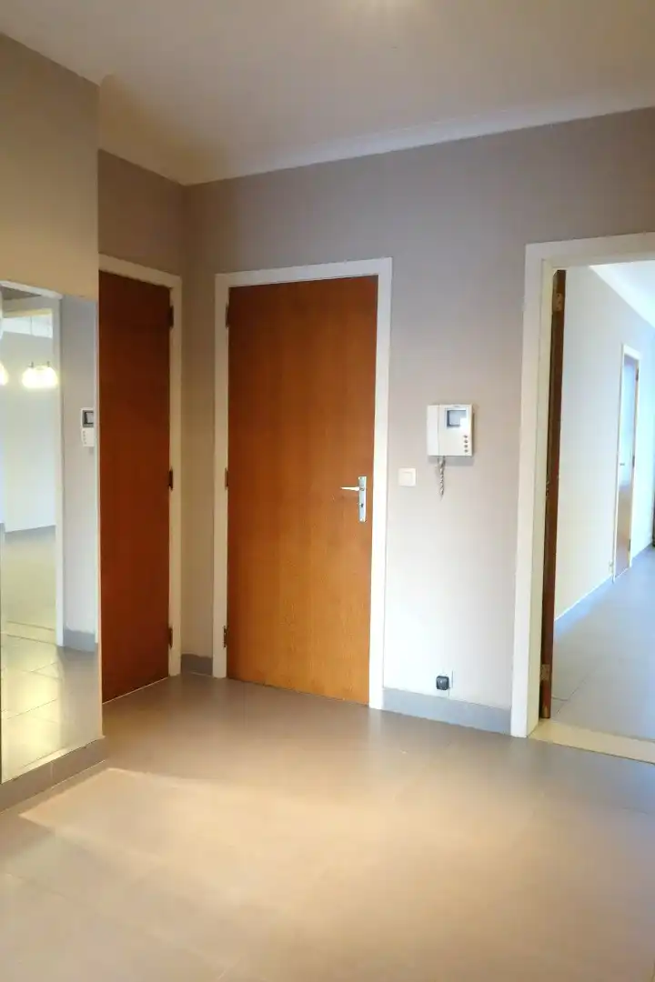 Appartement op de 2e verdieping met 2 slaapkamers + GARAGE in centrum Zottegem foto 5