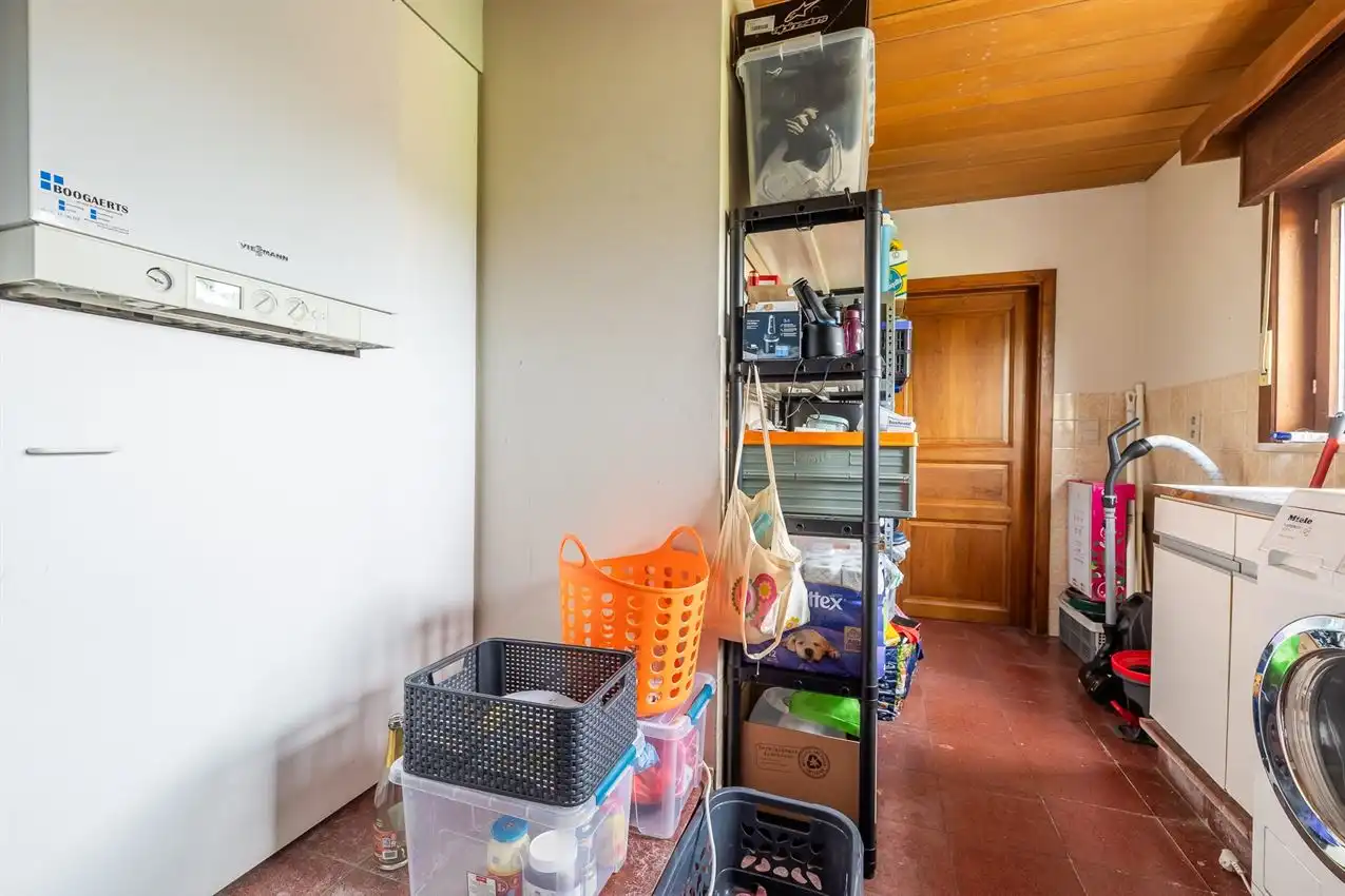 Mooie, ruime villawoning met leuke tuin op rustige locatie foto 13