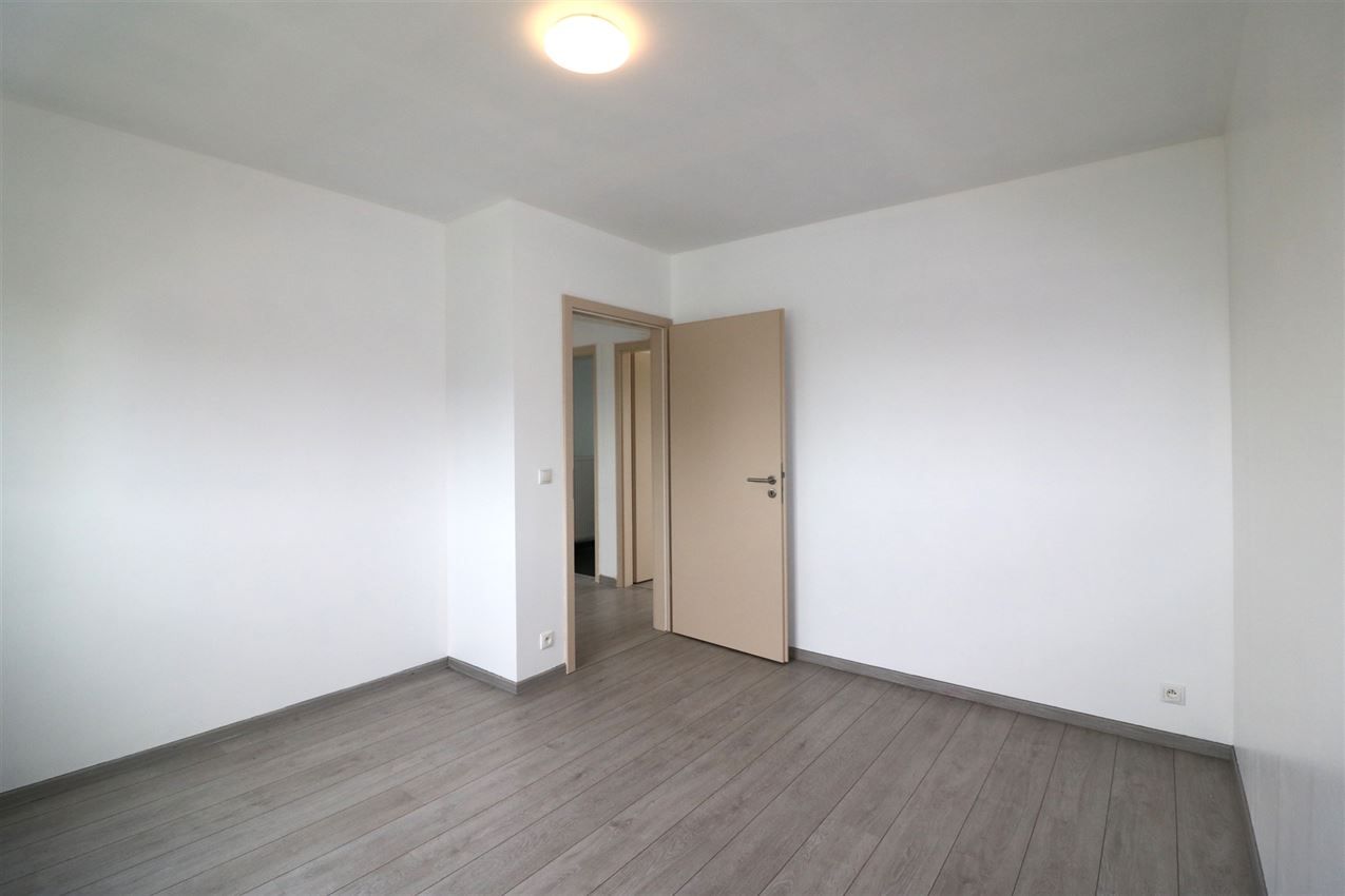 Mooi en landelijk, heel recent, 3 slpk., terras en tuin  foto 33