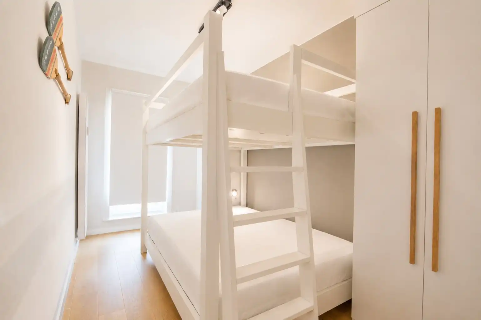 Instapklaar appartement met twee volwaardige slaapkamers op centrale ligging. foto 14