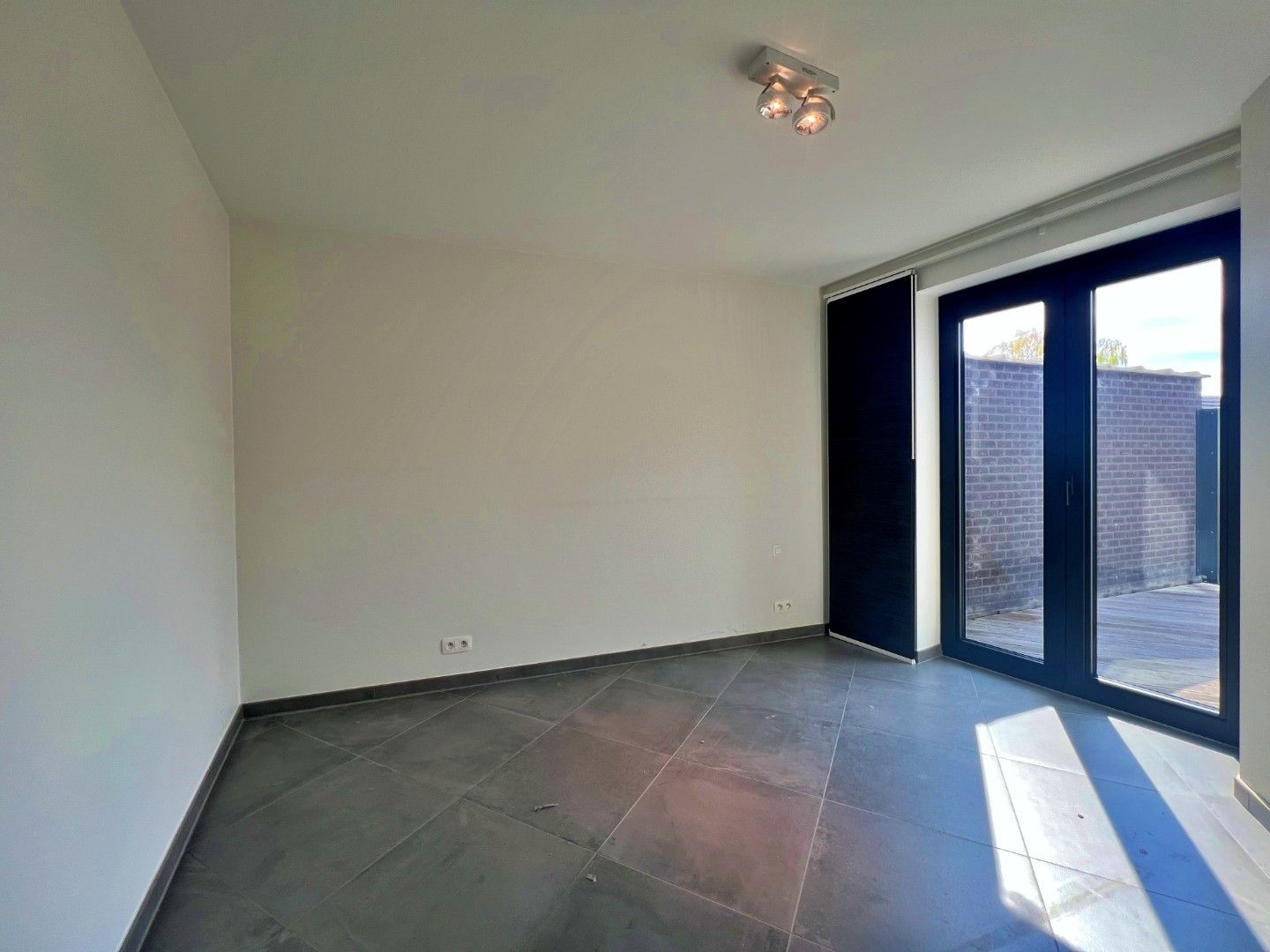 Instapklaar nieuwbouwappartement te huur in hartje Lievegem – E-peil 25 foto 13