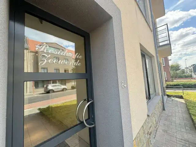 Zeer ruim 2 slpk appartement te huur in Westende dorp! foto 20