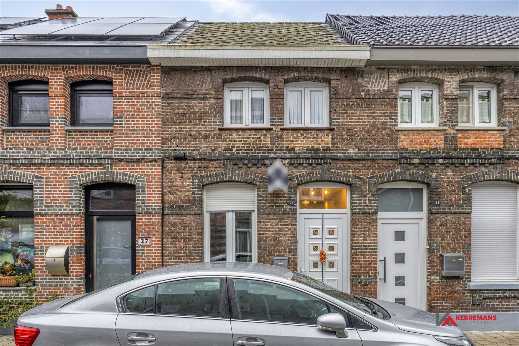 Woning met 2 (mogelijk 3) slaapkamers en tuin.  foto {{pictureIndex}}