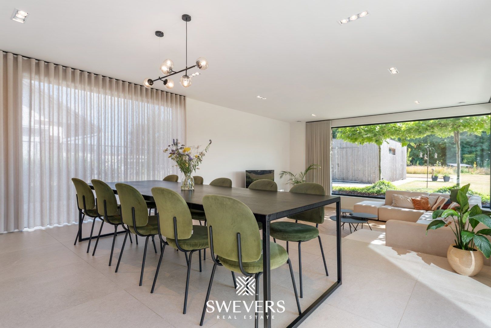 Landelijk wonen in stijl en luxe in de Leeuwbeekstraat foto 7
