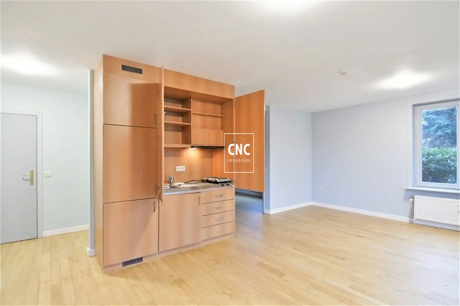 Serviceflat met terras en open zicht op groen & water-Brugge foto 6