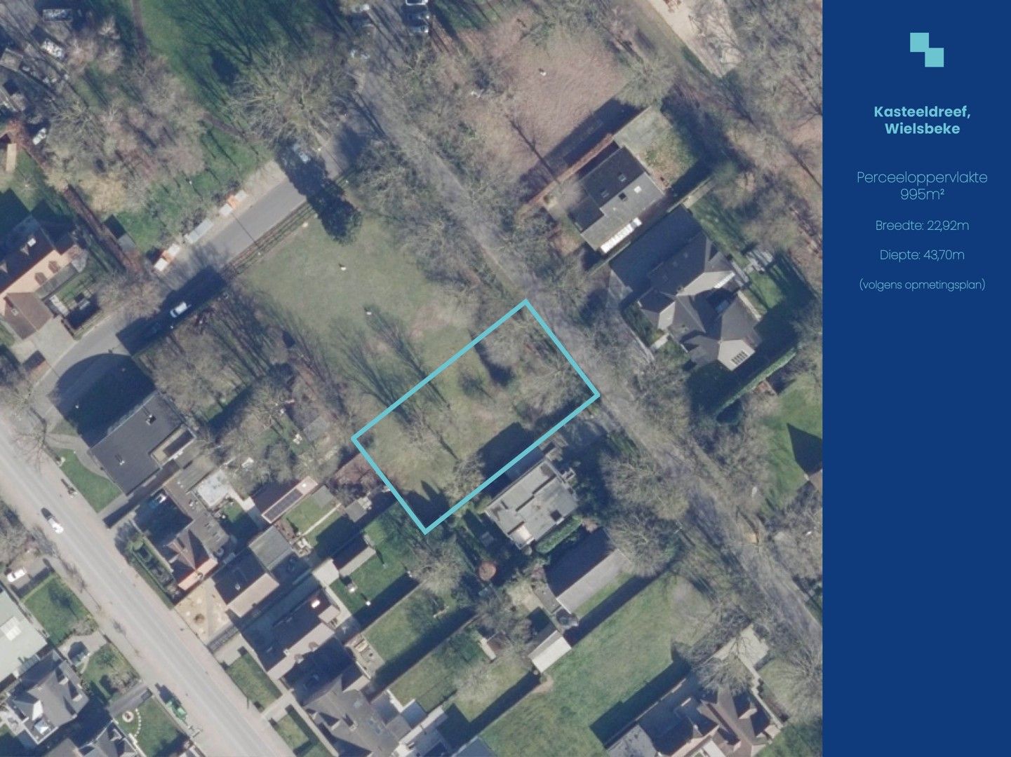 Exclusieve bouwgrond te Wielsbeke foto {{pictureIndex}}
