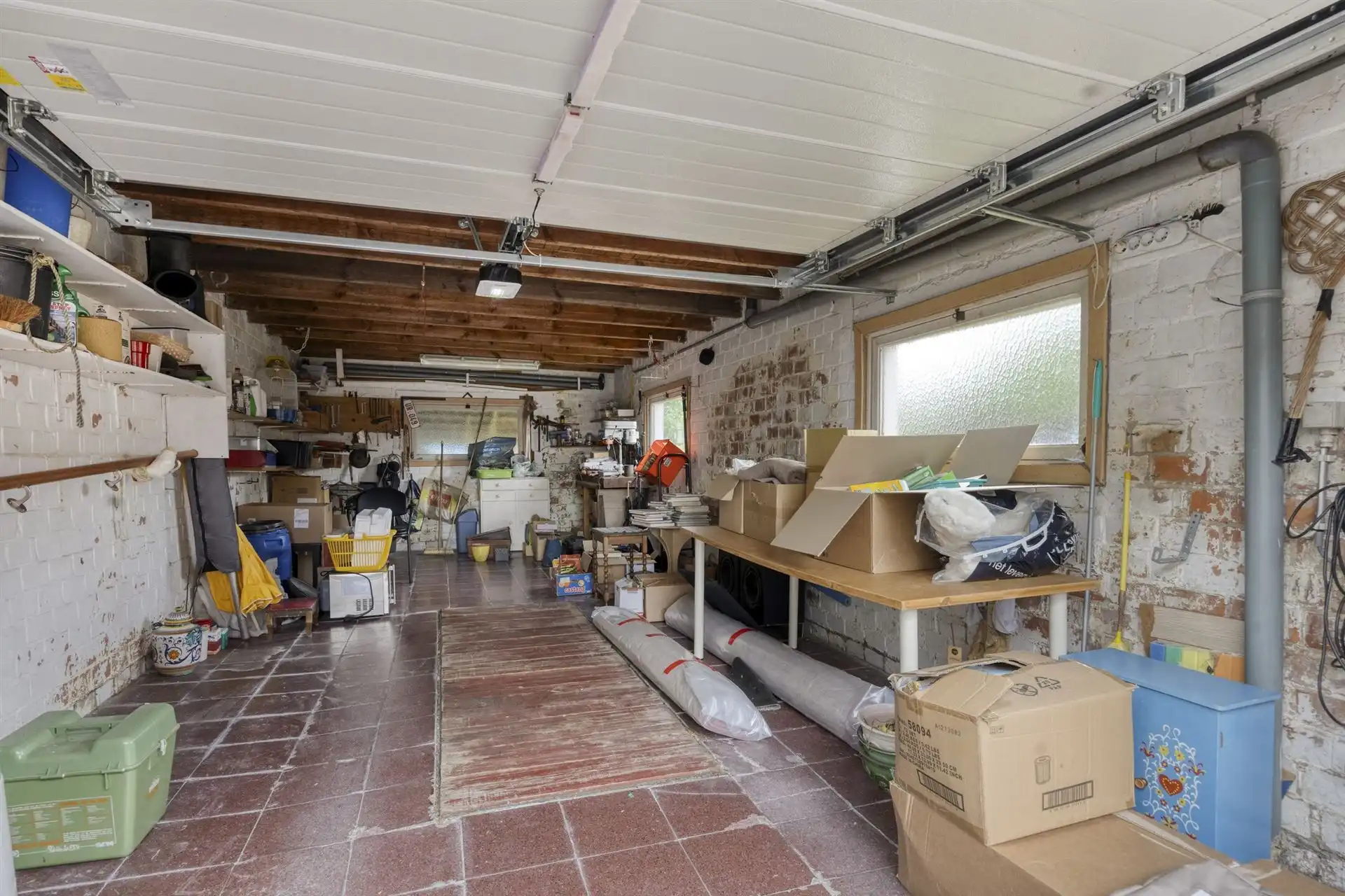 Woning met 3 slaapkamers, tuin en garage.  foto 22