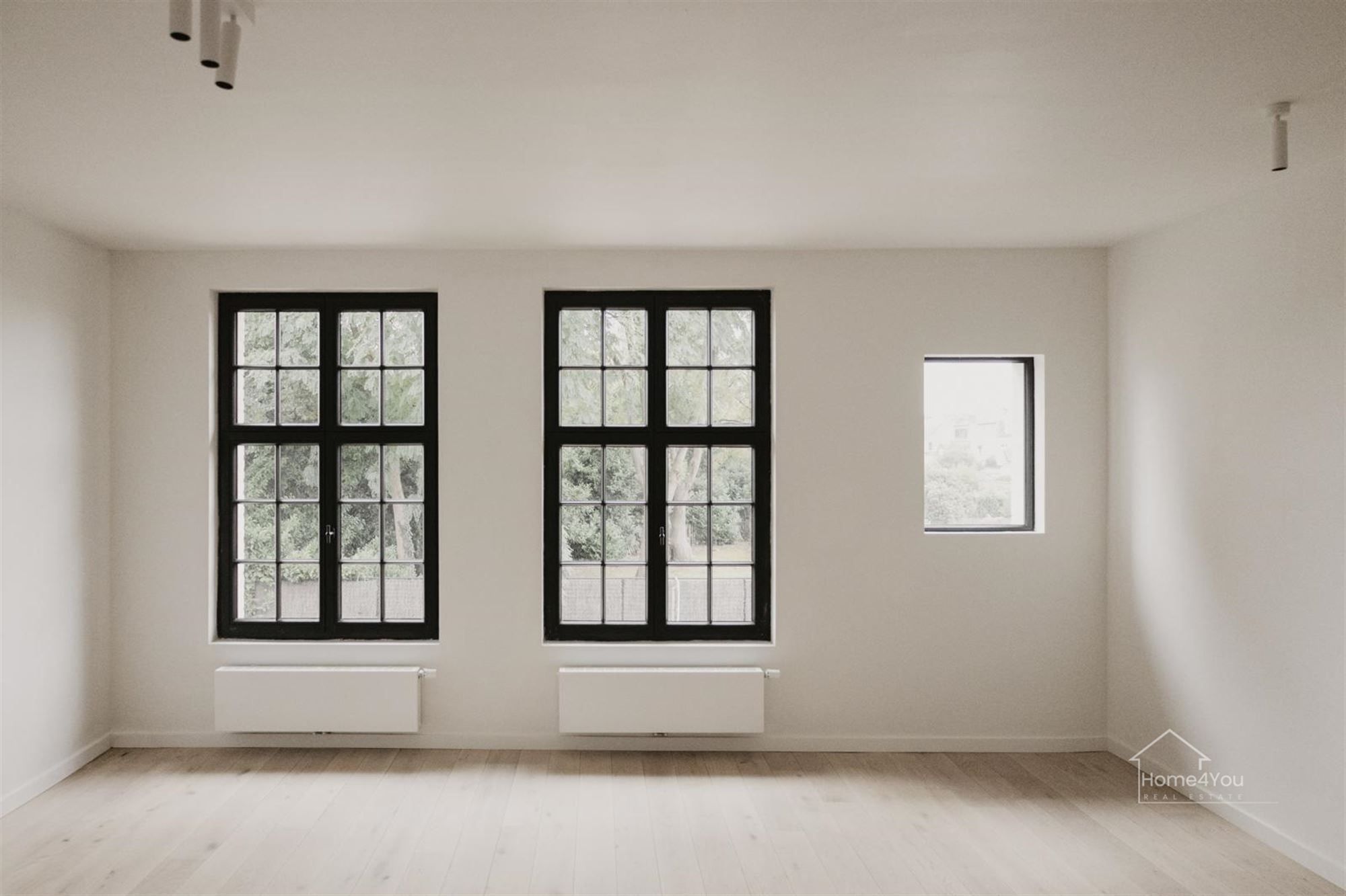 Net gerenoveerde woning op toplocatie in ’s-Gravenwezel foto 15