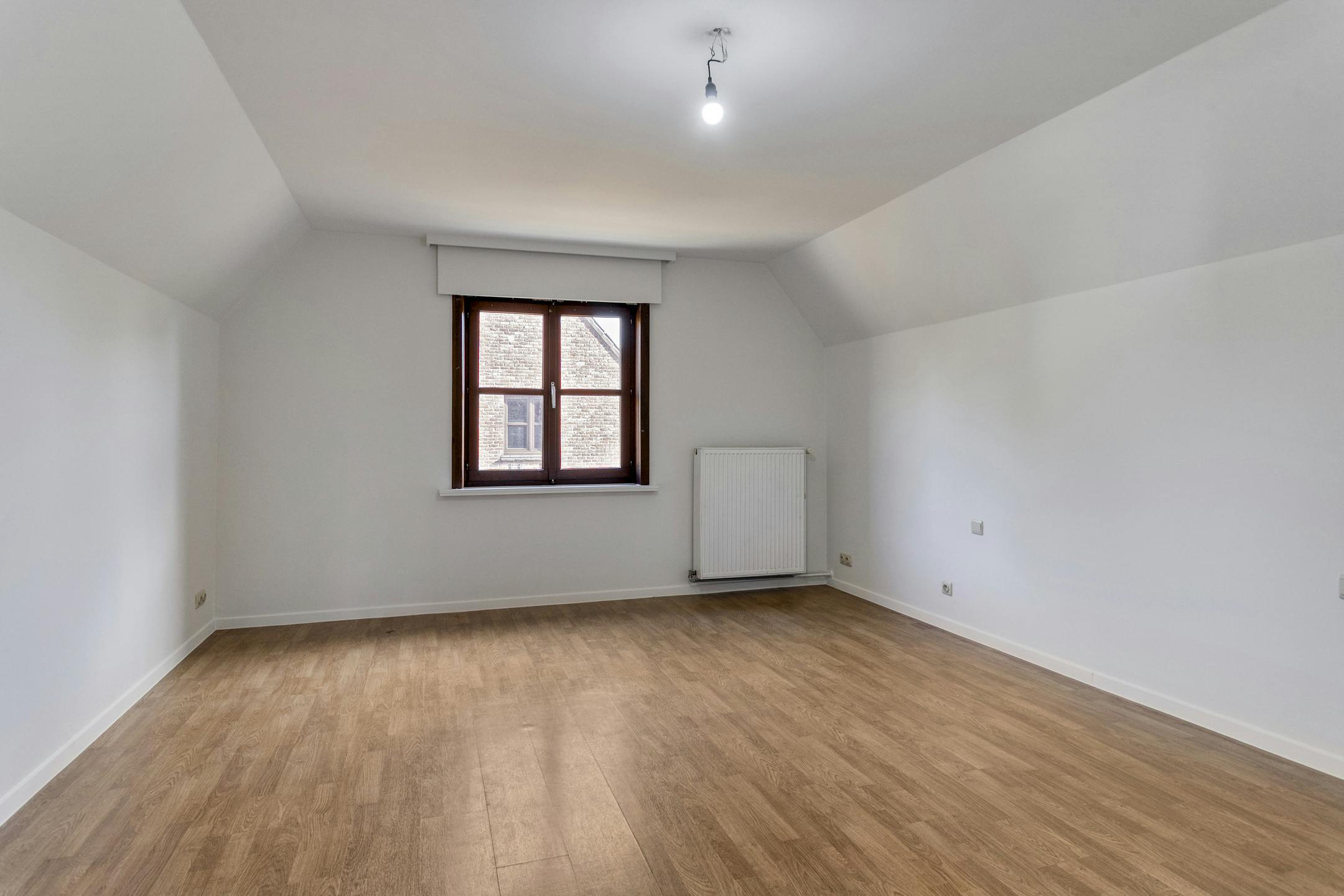 Alleenstaand huis met 4 kamers te koop in Beveren- Leie foto 22