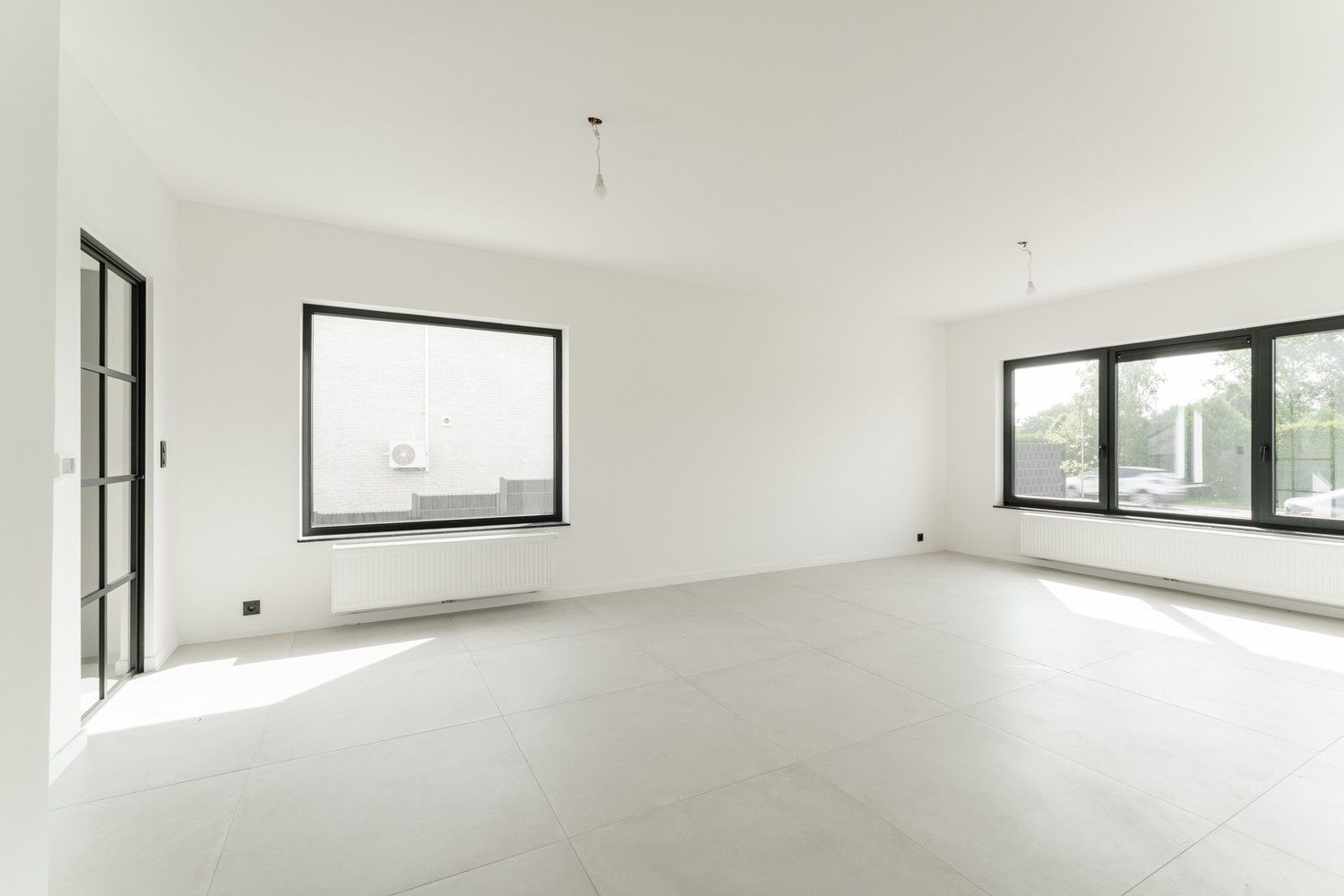 Prachtig 3 slaapkamer appartement met garagebox en privatieve berging foto 6