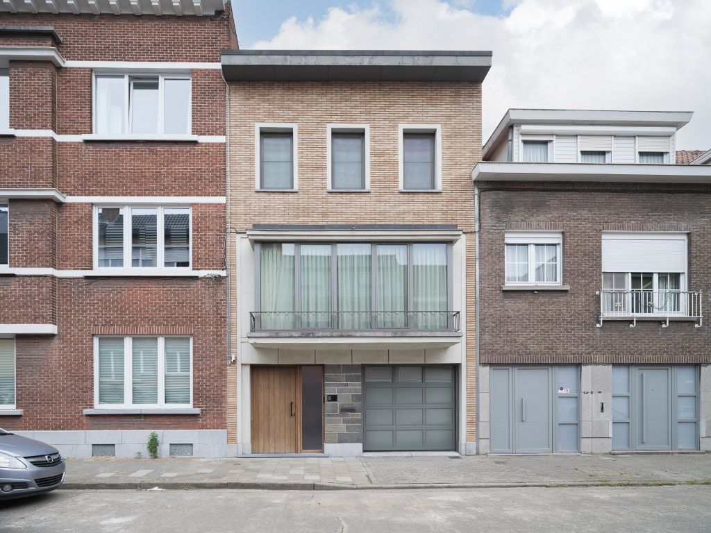 Stijlvolle woning op fietsafstand van het Gentse centrum, gelegen in een rustige en residentiële straat nabij Park Biest en het Potuitpark. foto 21