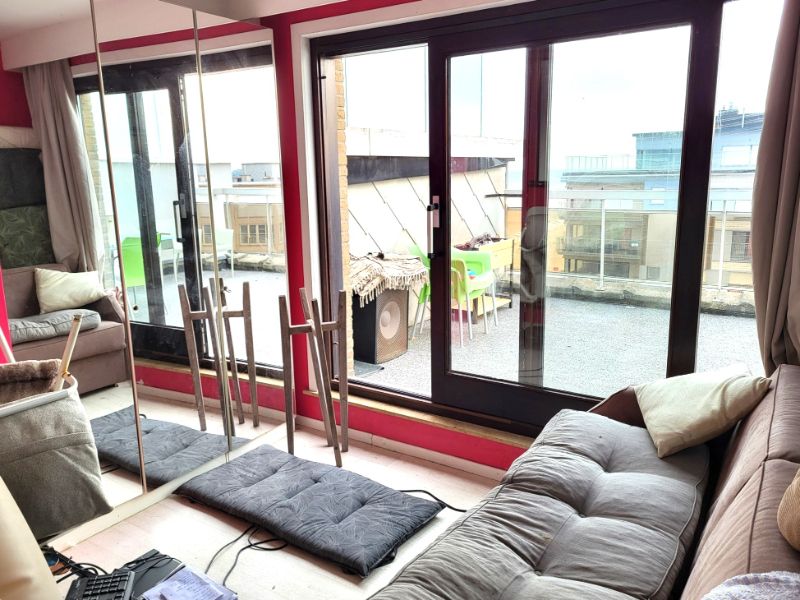 Penthouse met zeezicht te koop foto 3