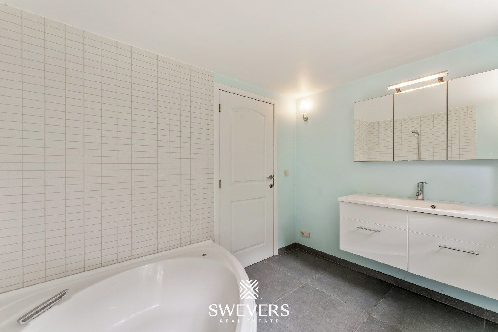 Energetisch te renoveren woning op 11a 86ca in bosrijke omgeving foto 13