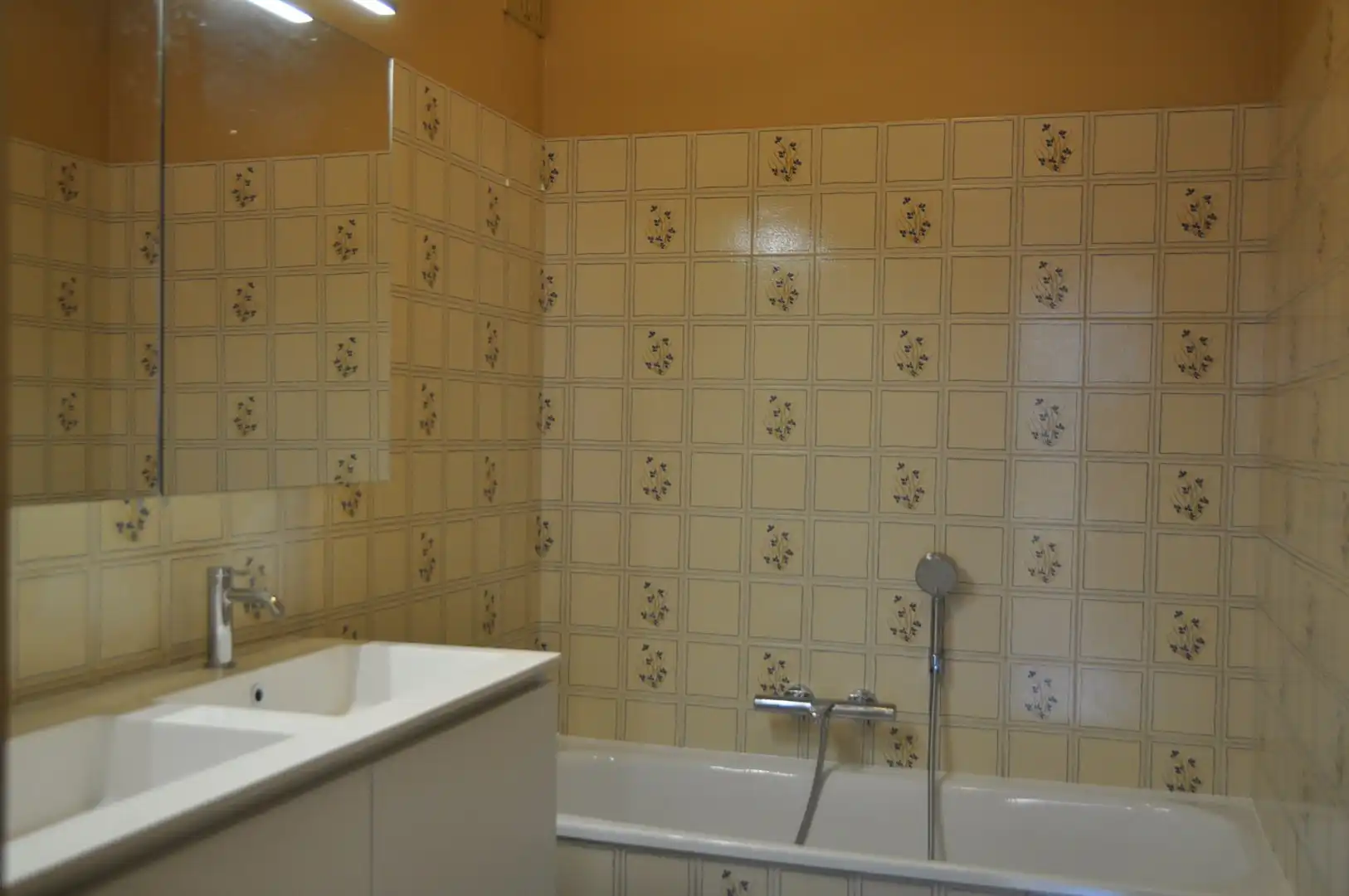 Verzorgd appartement met 2 slaapkamers in het centrum van Izegem. foto 9