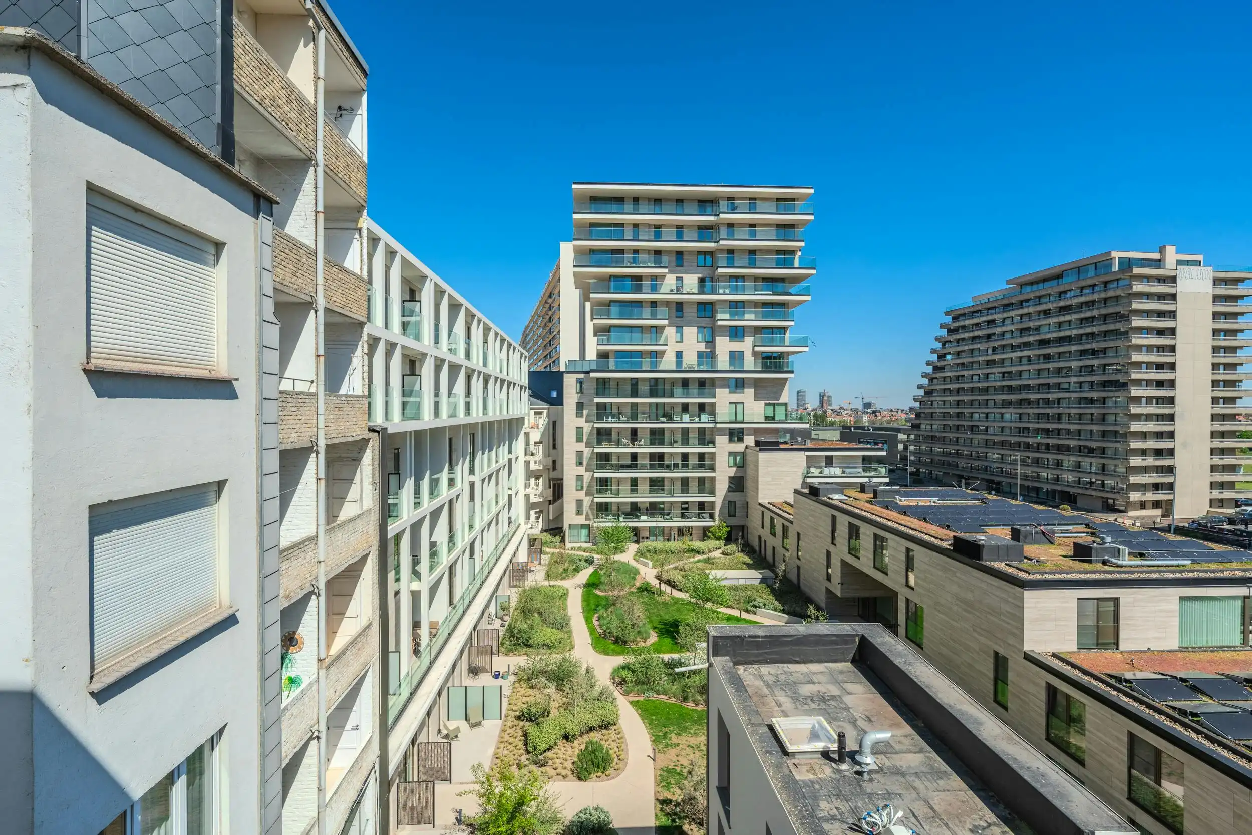Instapklaar appartement met lateraal zeezicht te Mariakerke foto 14