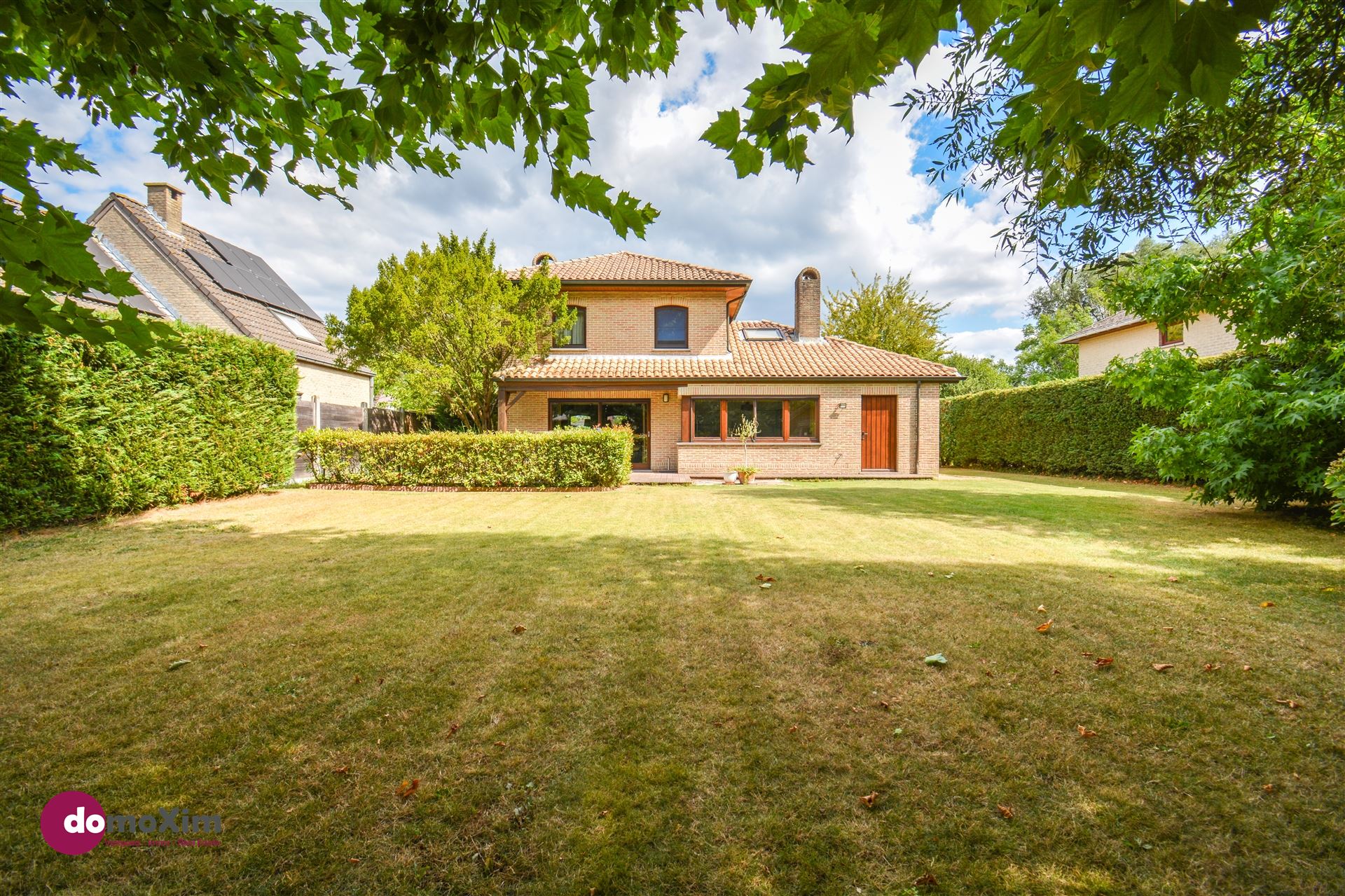 Charmante villa in Provence stijl met zicht op paardenweide  foto {{pictureIndex}}