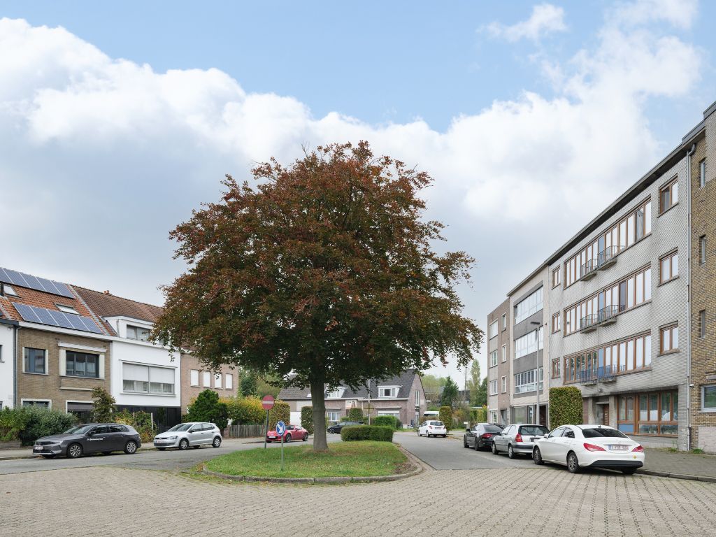 Gerenoveerd en instapklaar hoekappartement te Gentbrugge op fietsafstand van Gent centrum foto 9