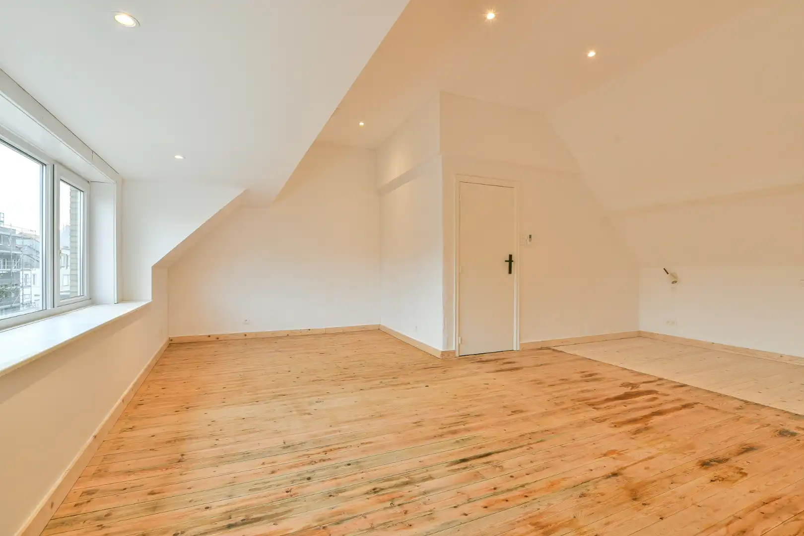 Gerenoveerde woning met 4 slaapkamers te Blankenberge foto 15