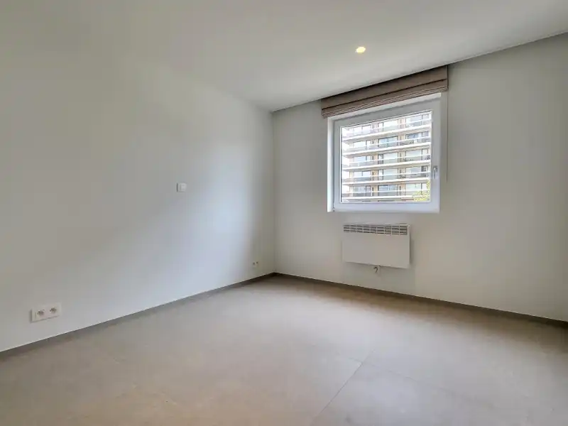 Prachtig gerenoveerd hoekappartement met 3 slaapkamers te koop foto 11