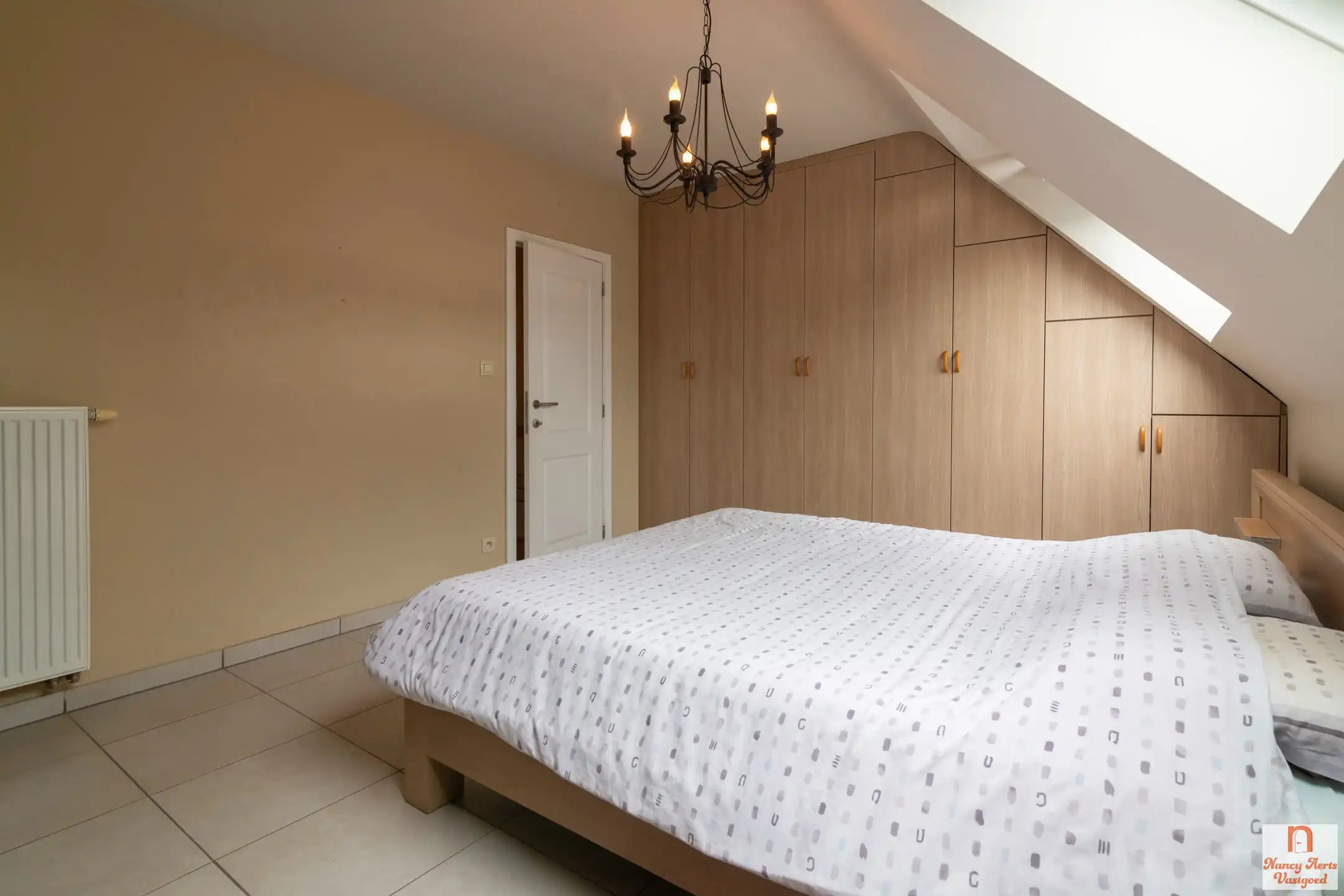 Ruim energiezuinig duplexappartement met terras in Halen foto 15