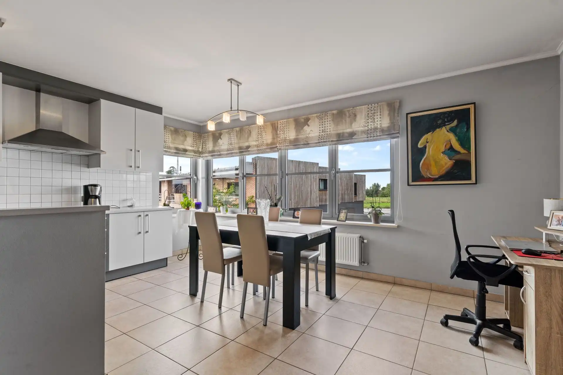 Zeer ruim en instapklaar 2-slaapkamerappartement nabij het Donkmeer te Berlare foto 3