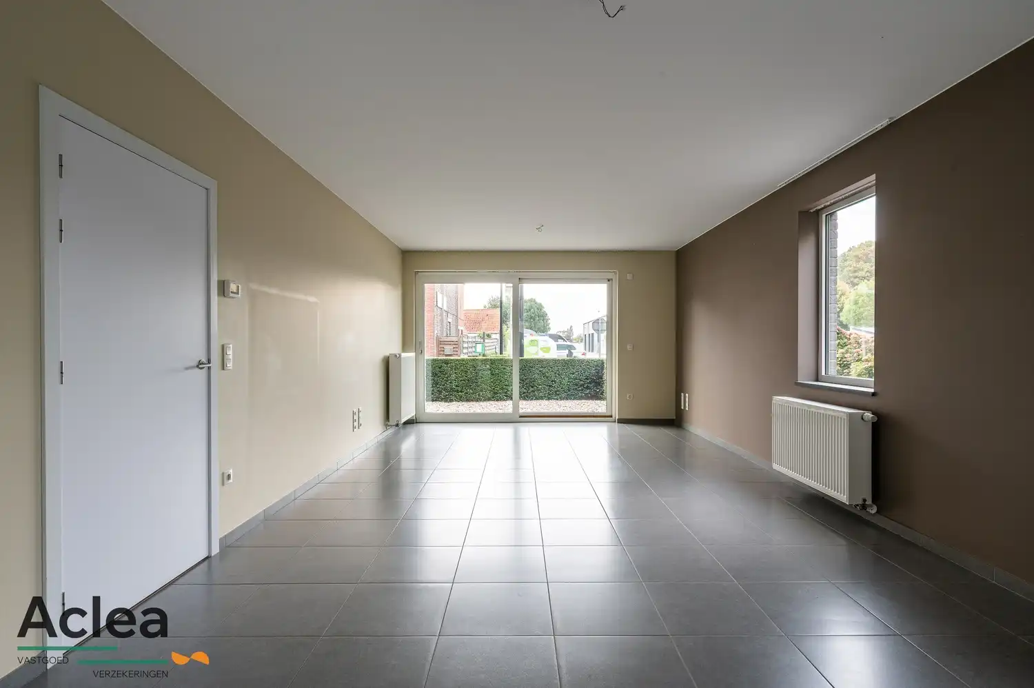 Ruim lichtrijk gelijkvloers appartement met 2 terrassen en garage foto 8