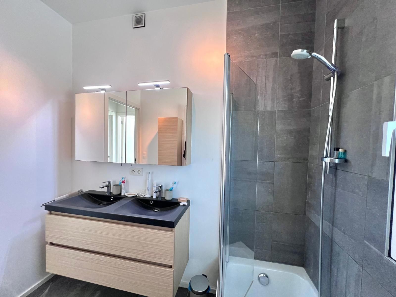 Uniek wonen aan het water in hartje Mechelen foto 13