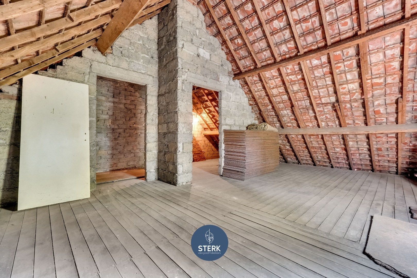 OP TE KNAPPEN GEZINSWONING OP EEN RUIM PERCEEL VAN 17A 70CA TE OPGRIMBIE !  foto 18