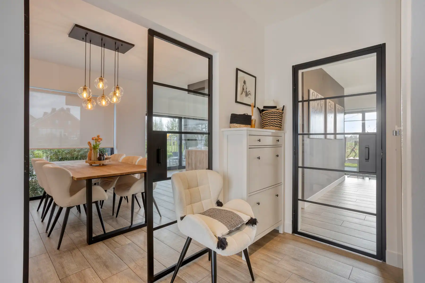 Prachtige 4-Gevelvilla in het groene omgeving foto 2