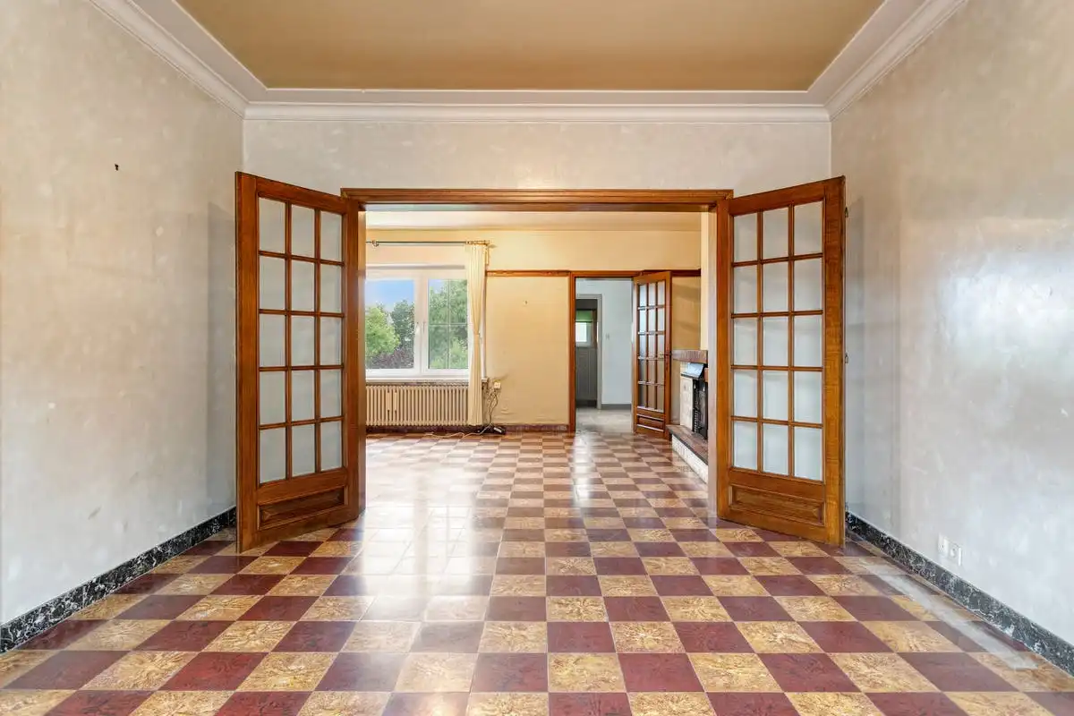 Unieke woning met atelier aan de Leie te koop in Harelbeke foto 2