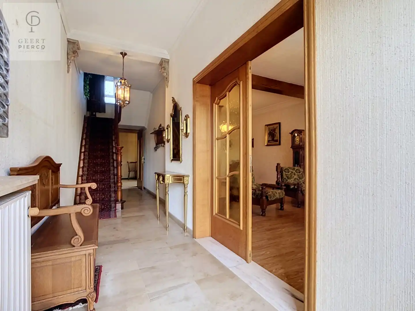 Deze charmante halfopen woning is gelegen in het landelijke Gingelom. Met een perceelbreedte van circa. 20m biedt dit pand extra mogelijkheden. foto 3