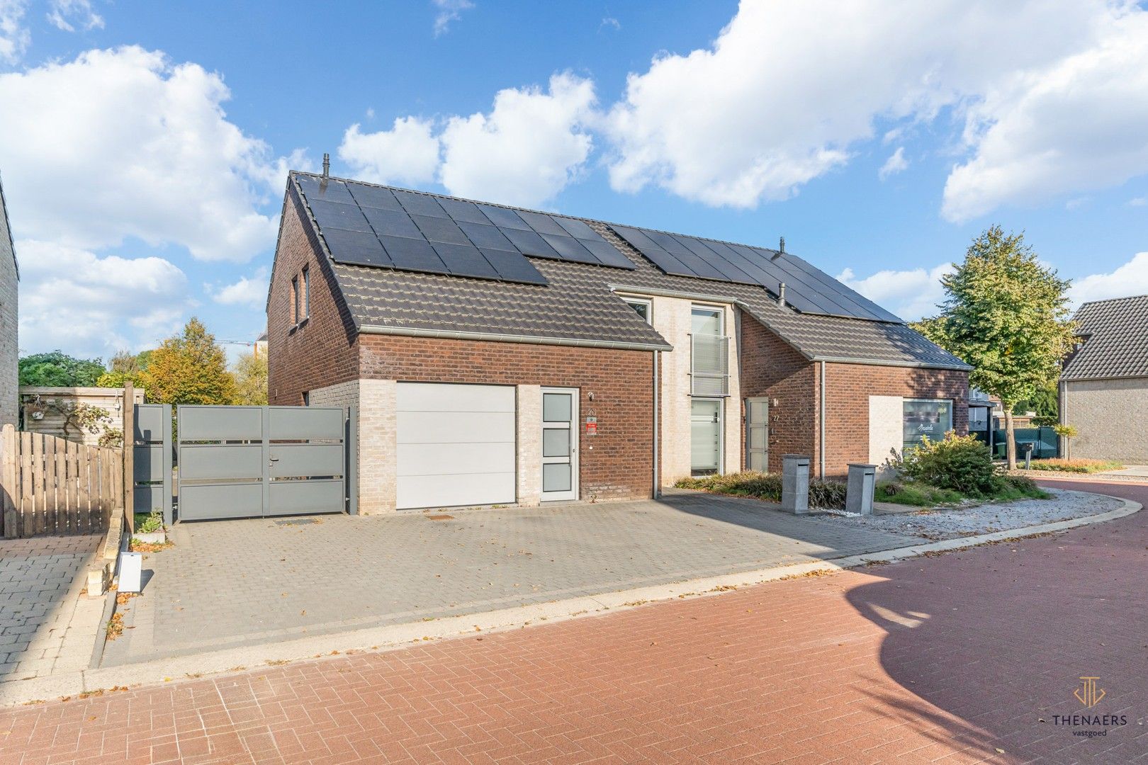 Energiezuinige gezinswoning met 18 zonnepanelen en garage in een rustige wijk van Sint-Truiden. foto 19