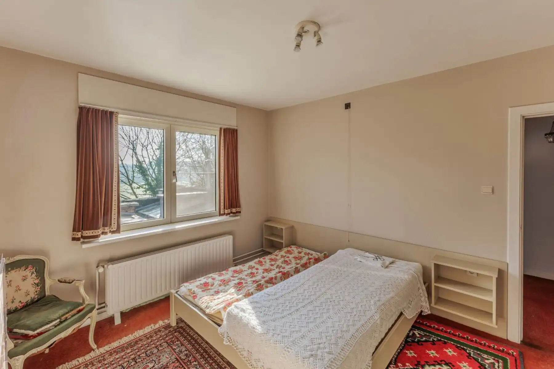 Ruime woning met 3 slaapkamers foto 14