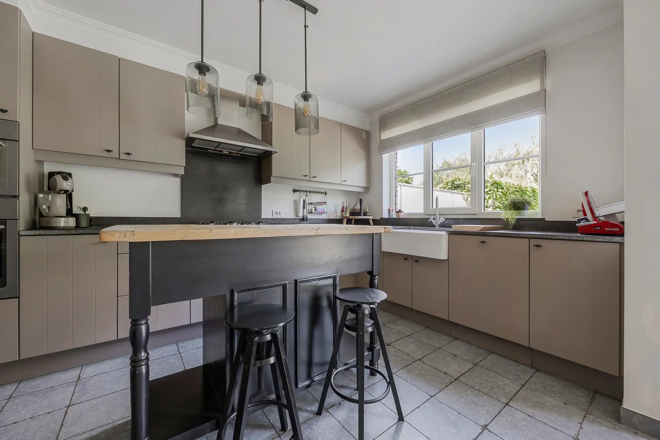 Gelijkvloers appartement met tuin in centrum Vlimmeren foto 4