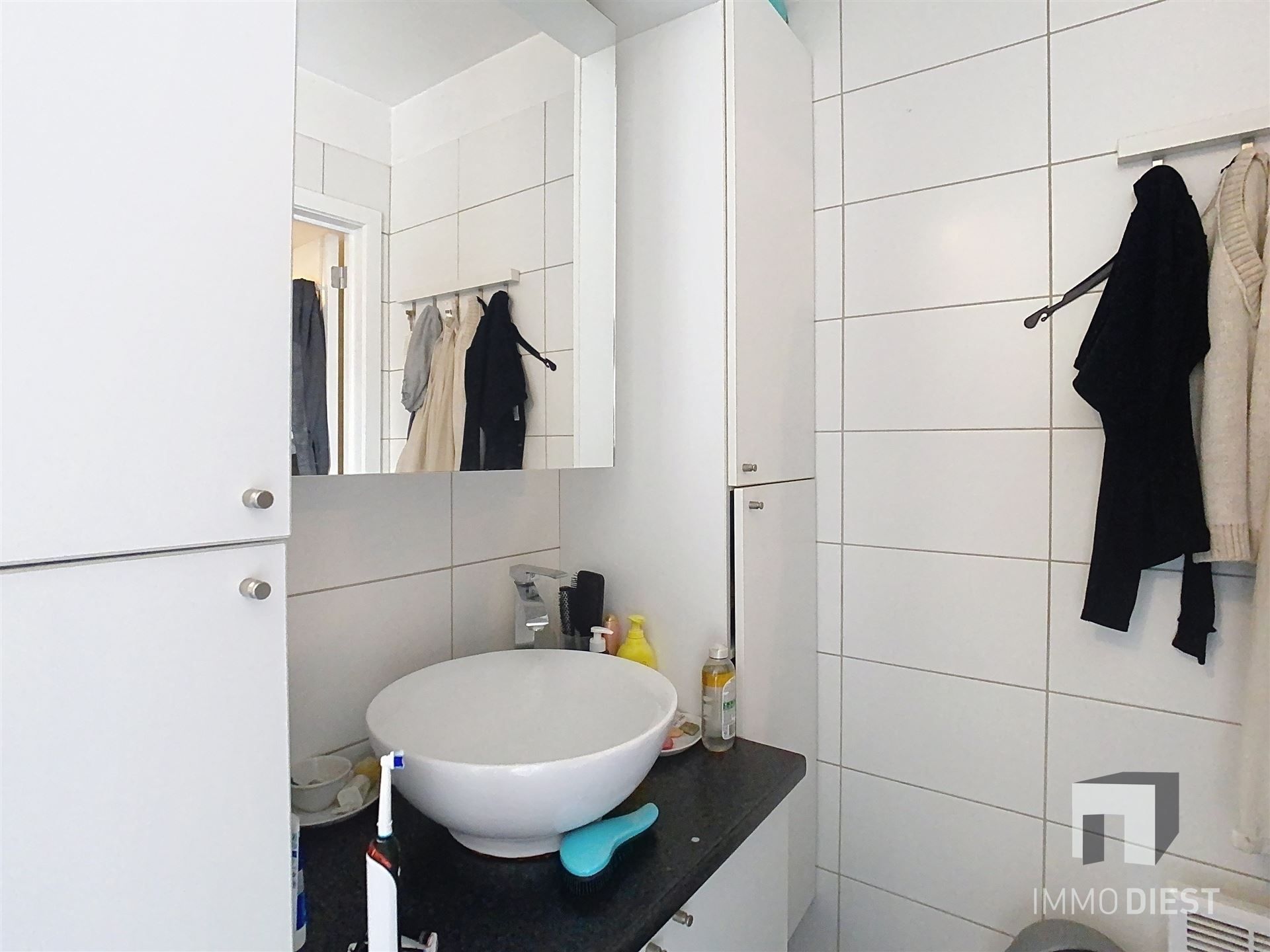 Ruim en energiezuinig duplexappartement (82 m²) met zonnig terras in Schaffen foto 8