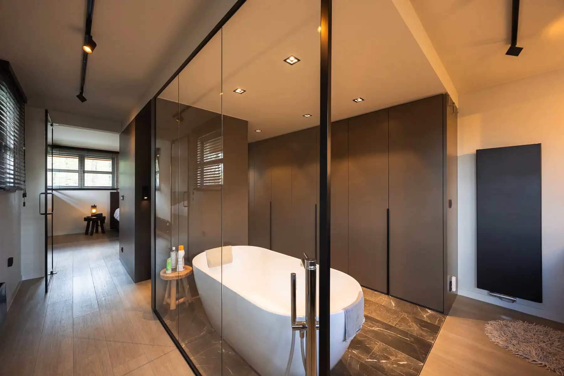 Ruime energiezuinige woning in rustige wijk foto 17