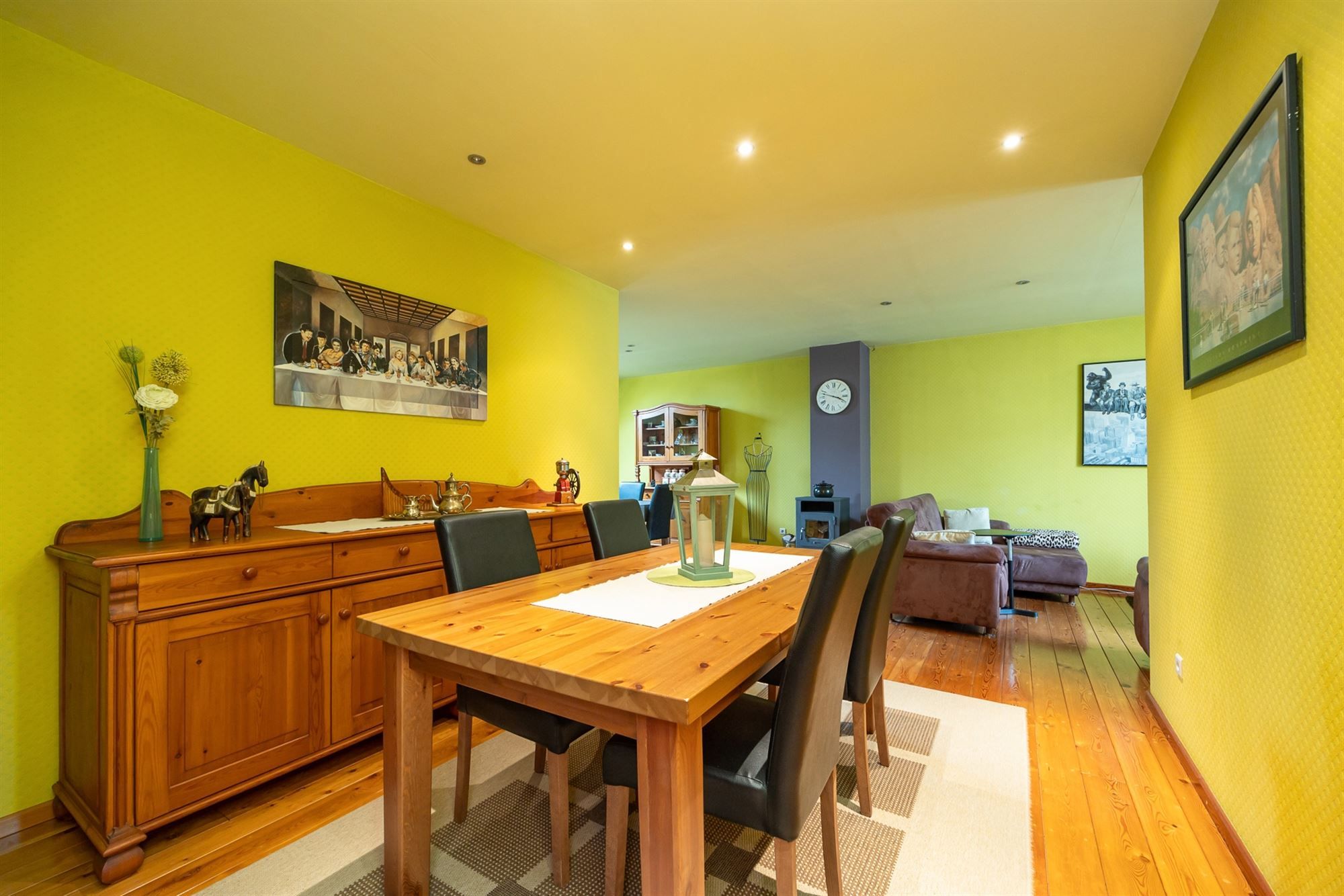 Ruime woonst, polyvalente ruimte, studio en garage foto 4