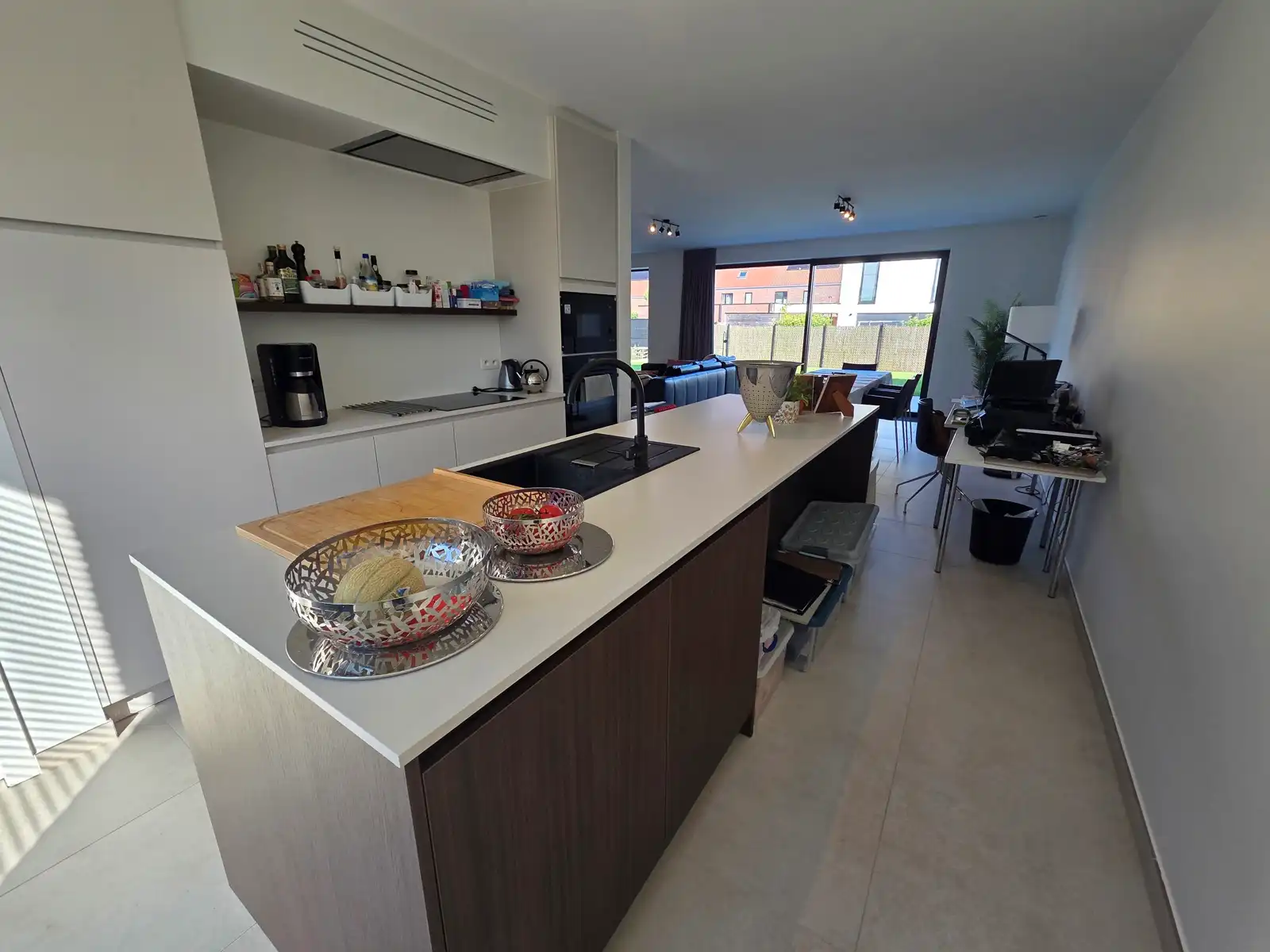 Instapklare recente woning met mooie tuin!!! foto 11