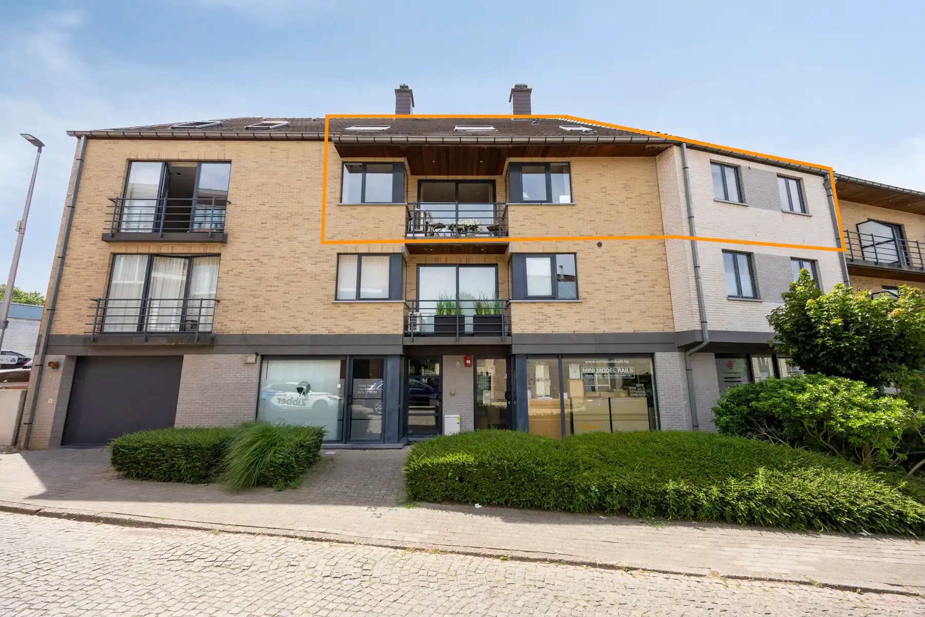 Luxueus en ruim 4 slaapkamerappartement op centrale ligging foto 28