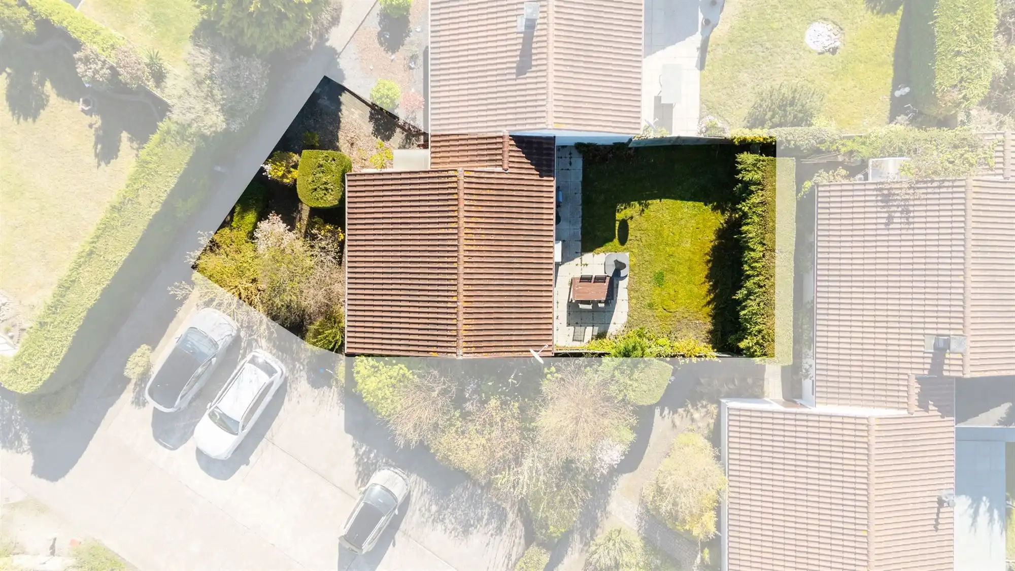 Leuke vakantiewoning met parking in park! foto 2