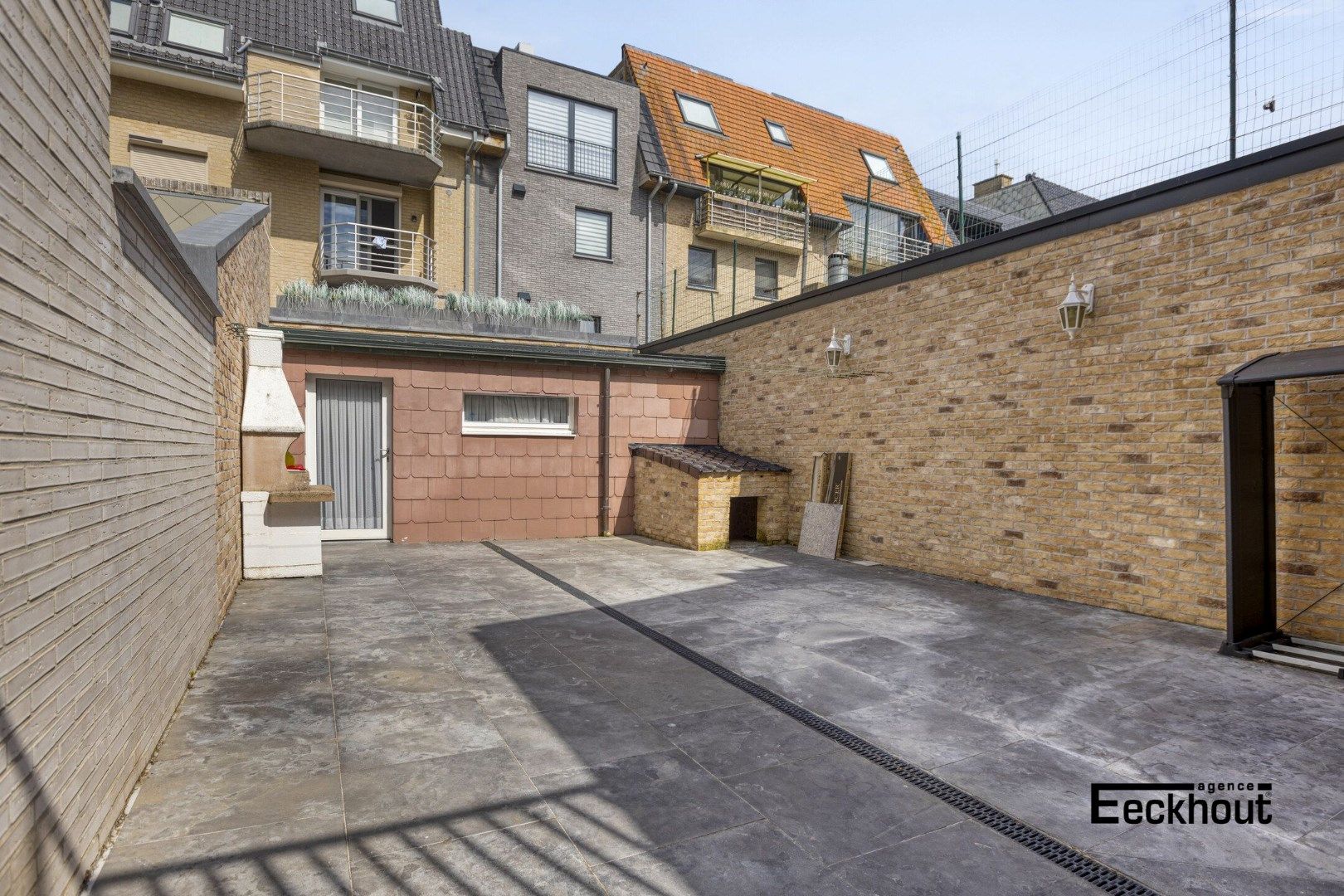 ()=>{if(producerUpdateValueVersion(node),producerAccessed(node),node.value===ERRORED)throw node.error;return node.value} Duinenstraat 302 - - 8450 Bredene