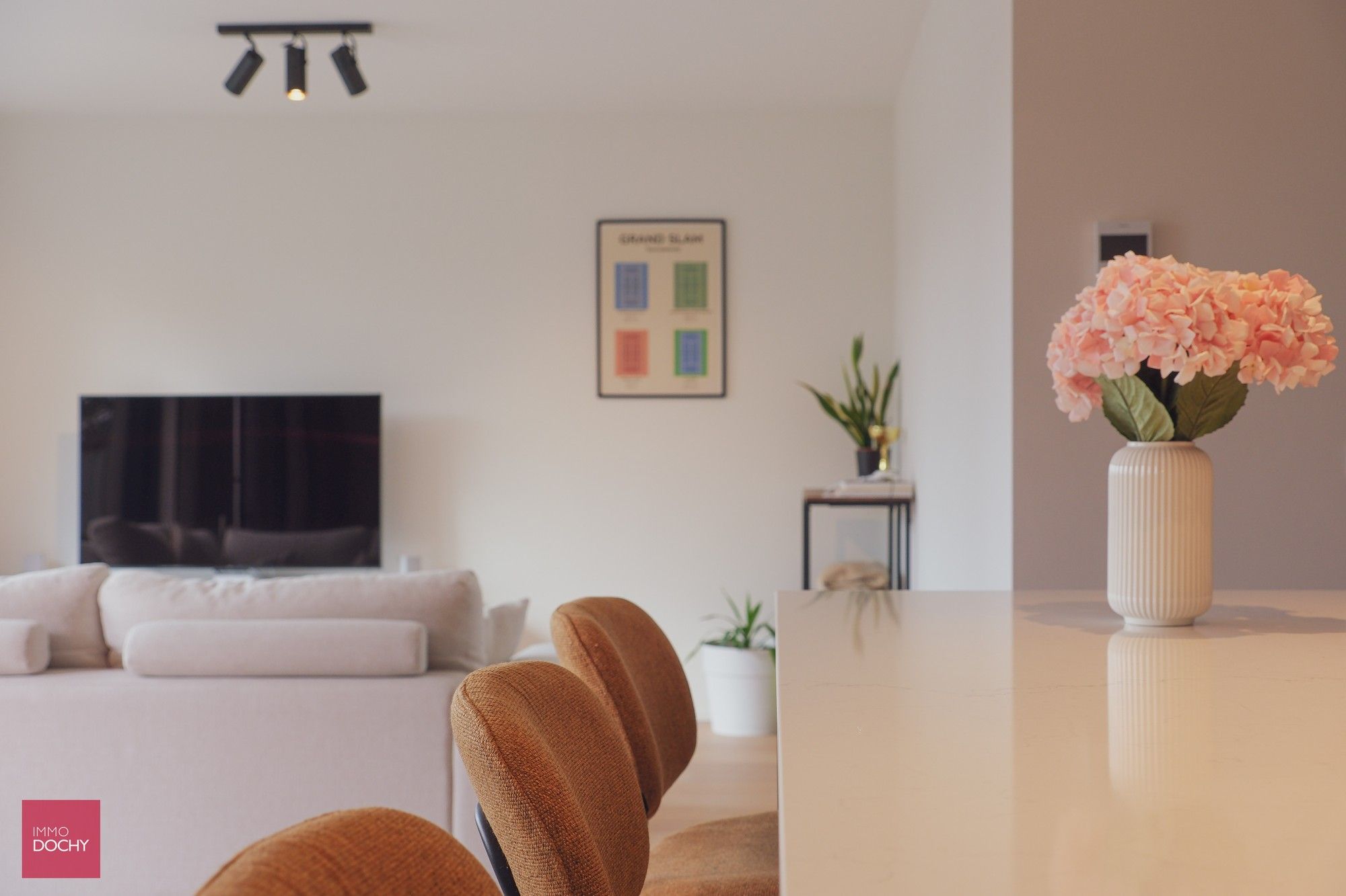 Prachtig afgewerkt appartement met ruim zonneterras centrum Waregem foto 15