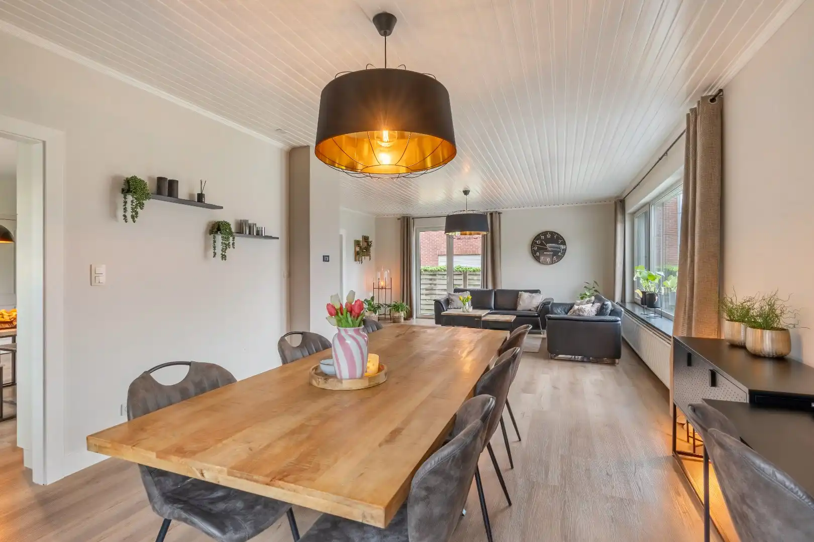 Rustig gelegen gerenoveerde gezinswoning  foto 8